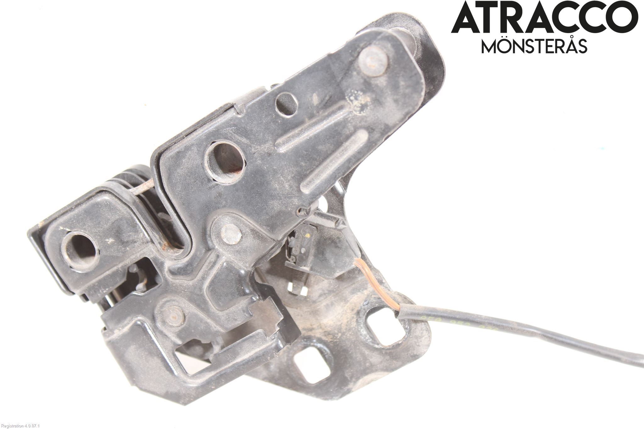 Audi A4/S4 05-07 Huvlås