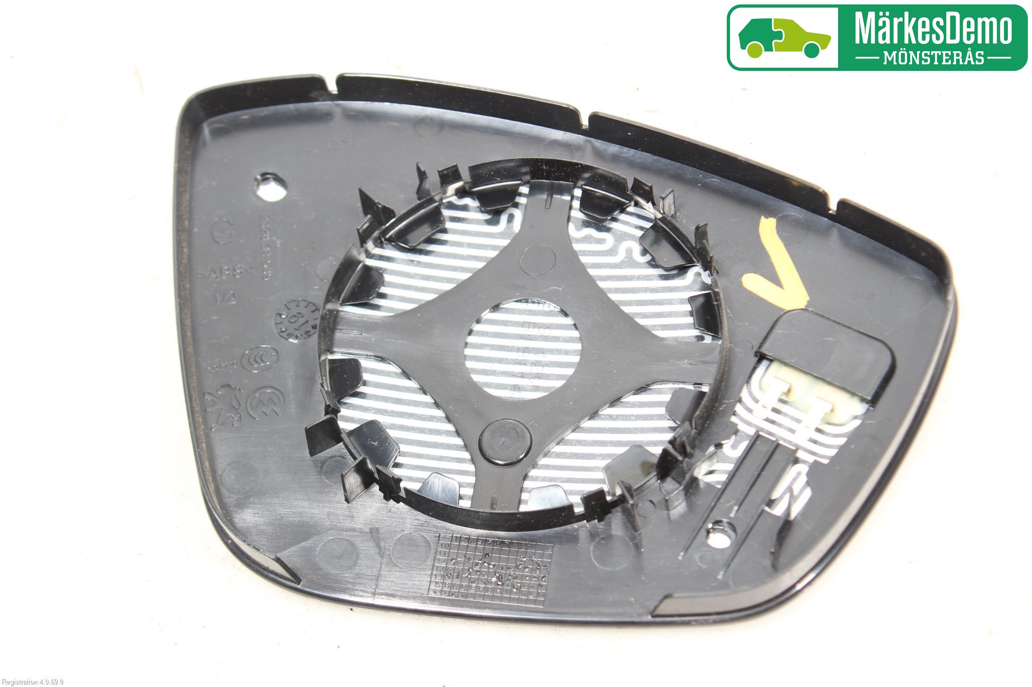 Peugeot 208/E-208 20- Spegelglas Vä