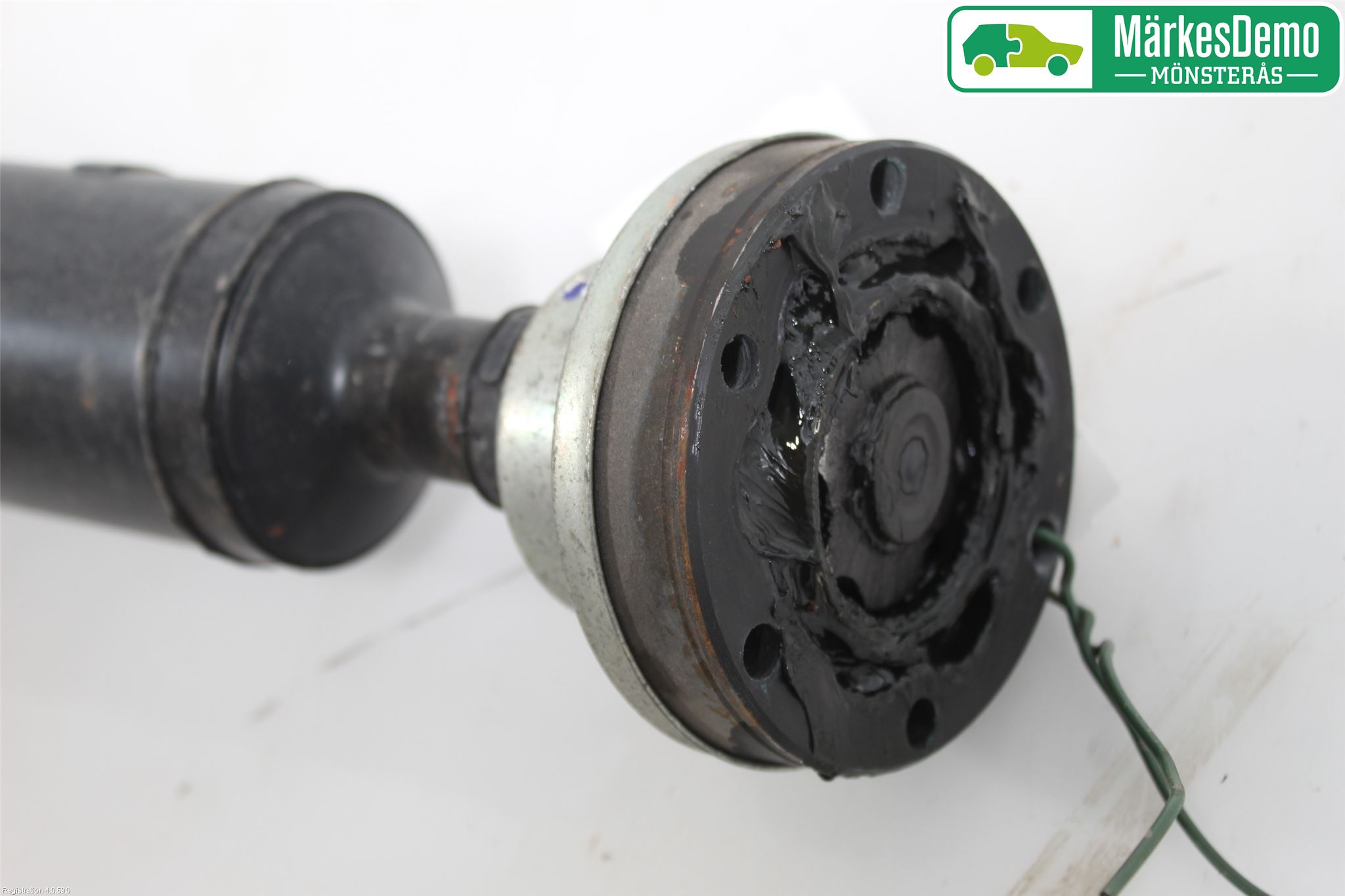 Audi A4 12-15 Mellanaxel Komp