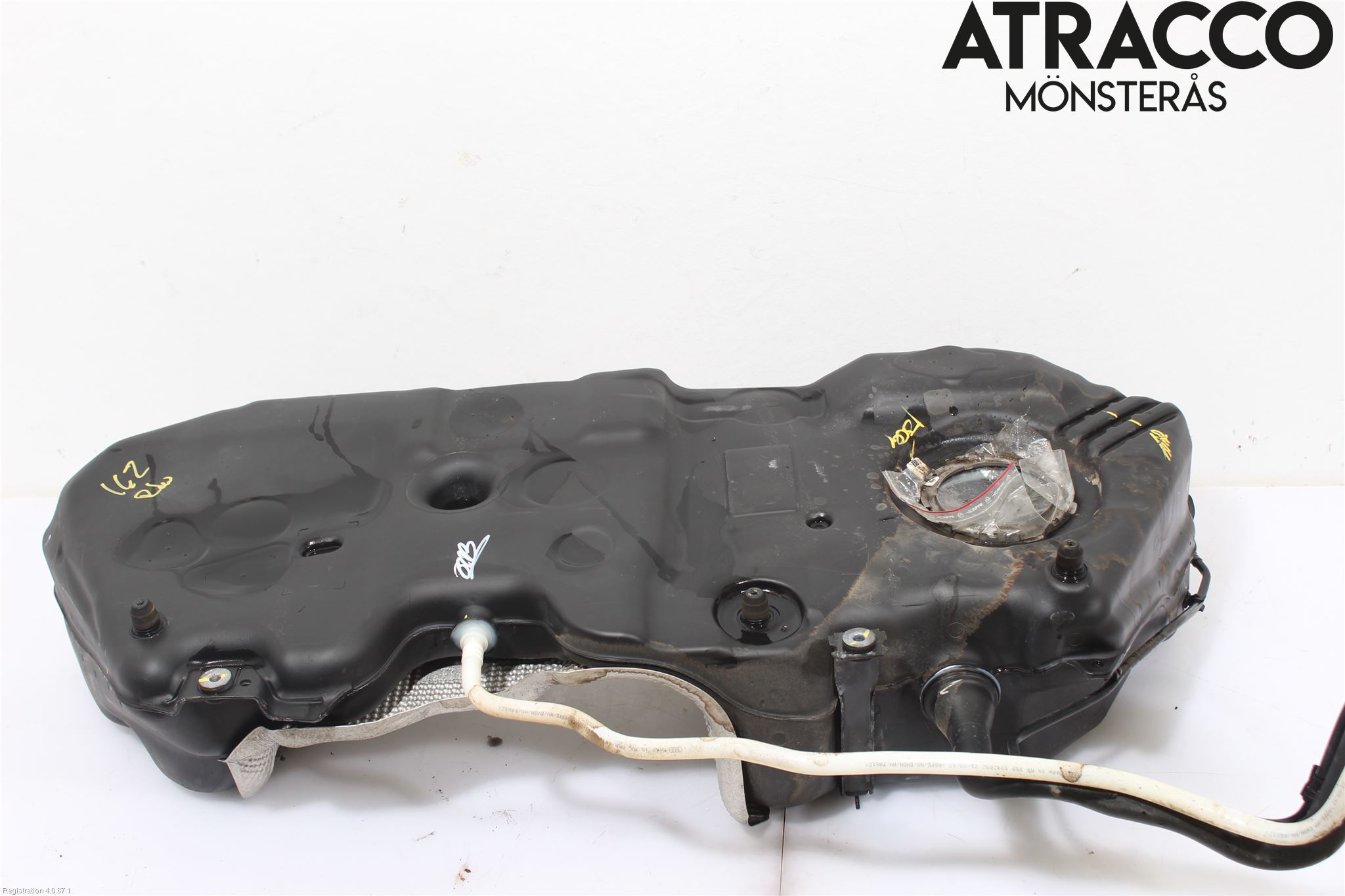 Audi Q5/SQ5 17- Bränsletank Insprutning