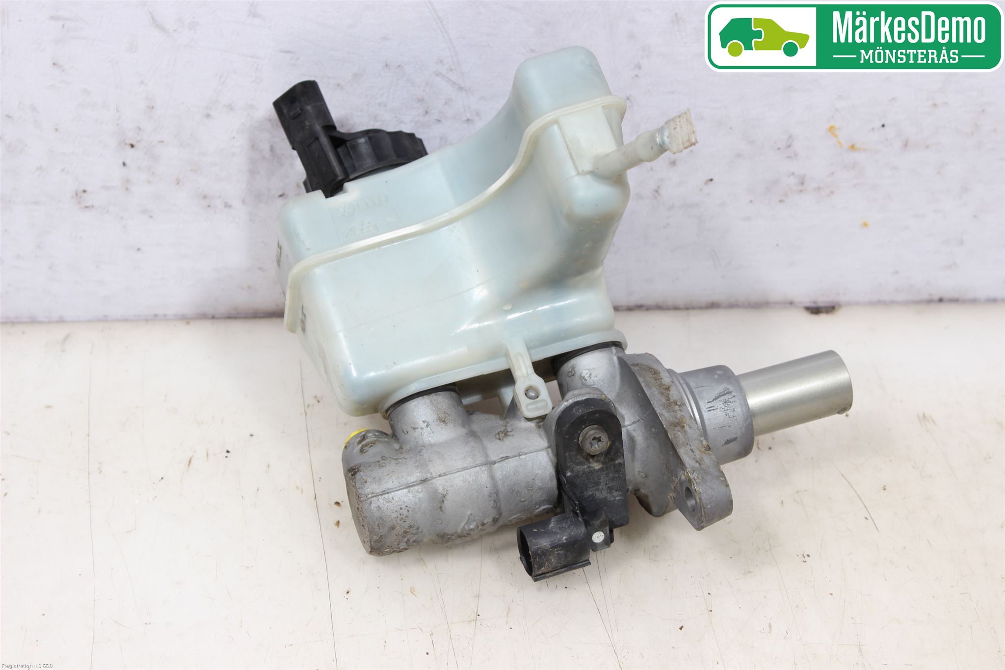 Volkswagen VW PASSAT 05-11 Broms Huvudcylinder