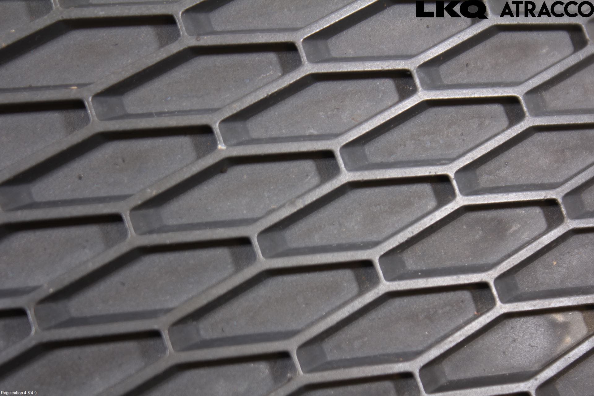 Seat LEON 06-12 Grilldel Höger