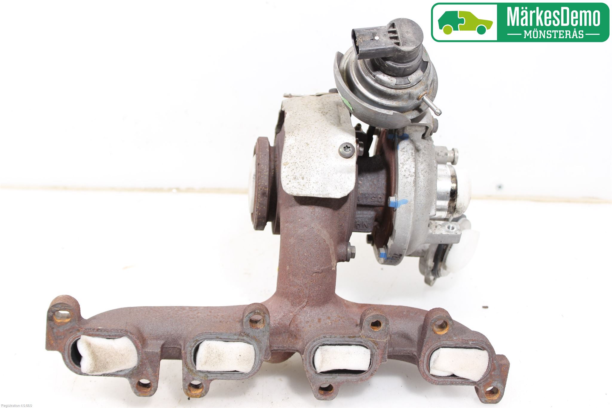 Volkswagen VW CADDY 11-15 Turboaggregat