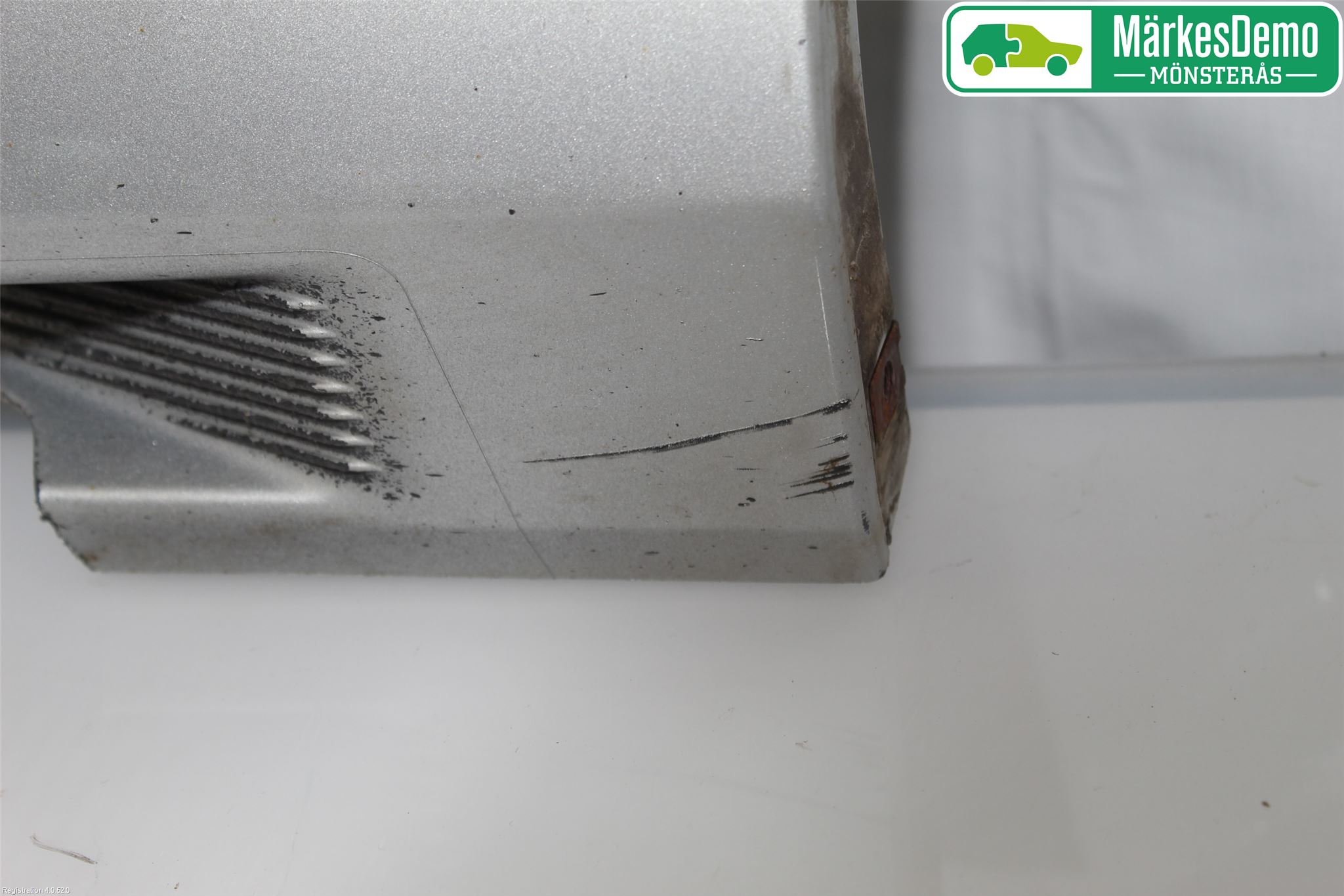 Volvo V60 11-13 Sidokjol Vä