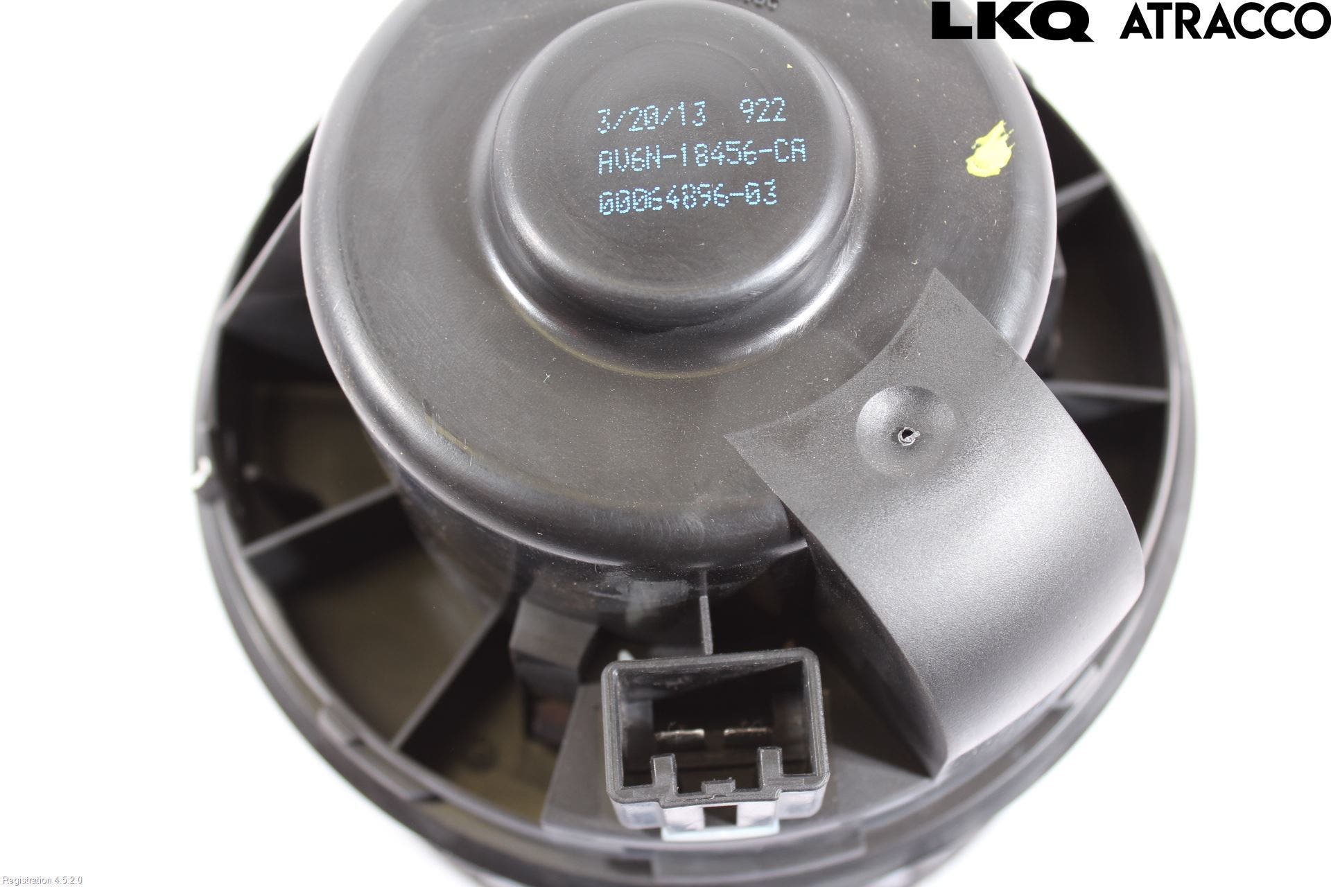 Ford FOCUS 11-14 Värmefläkt