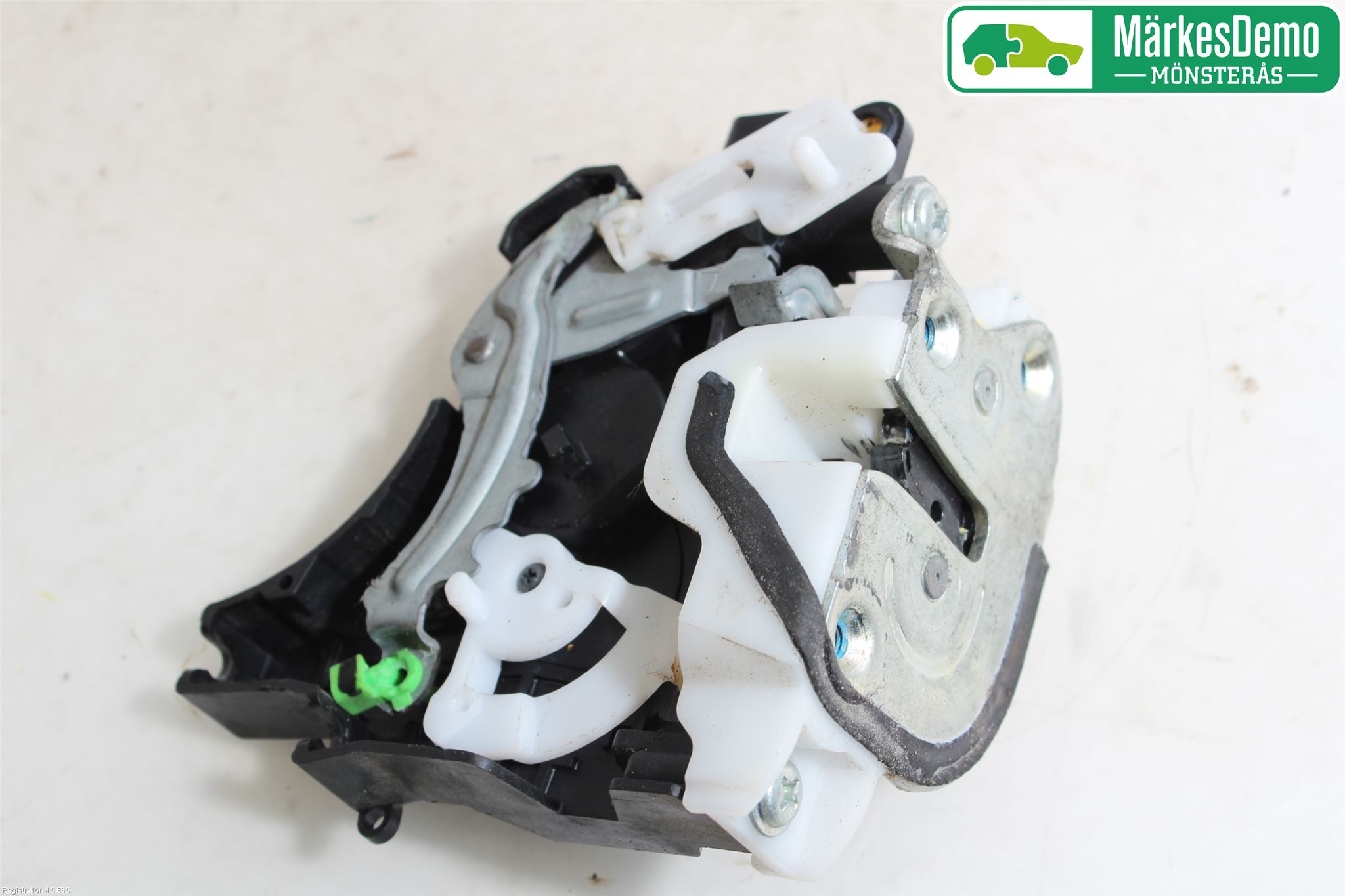 Mitsubishi LANCER 07-14 Låskista-Dörrlås