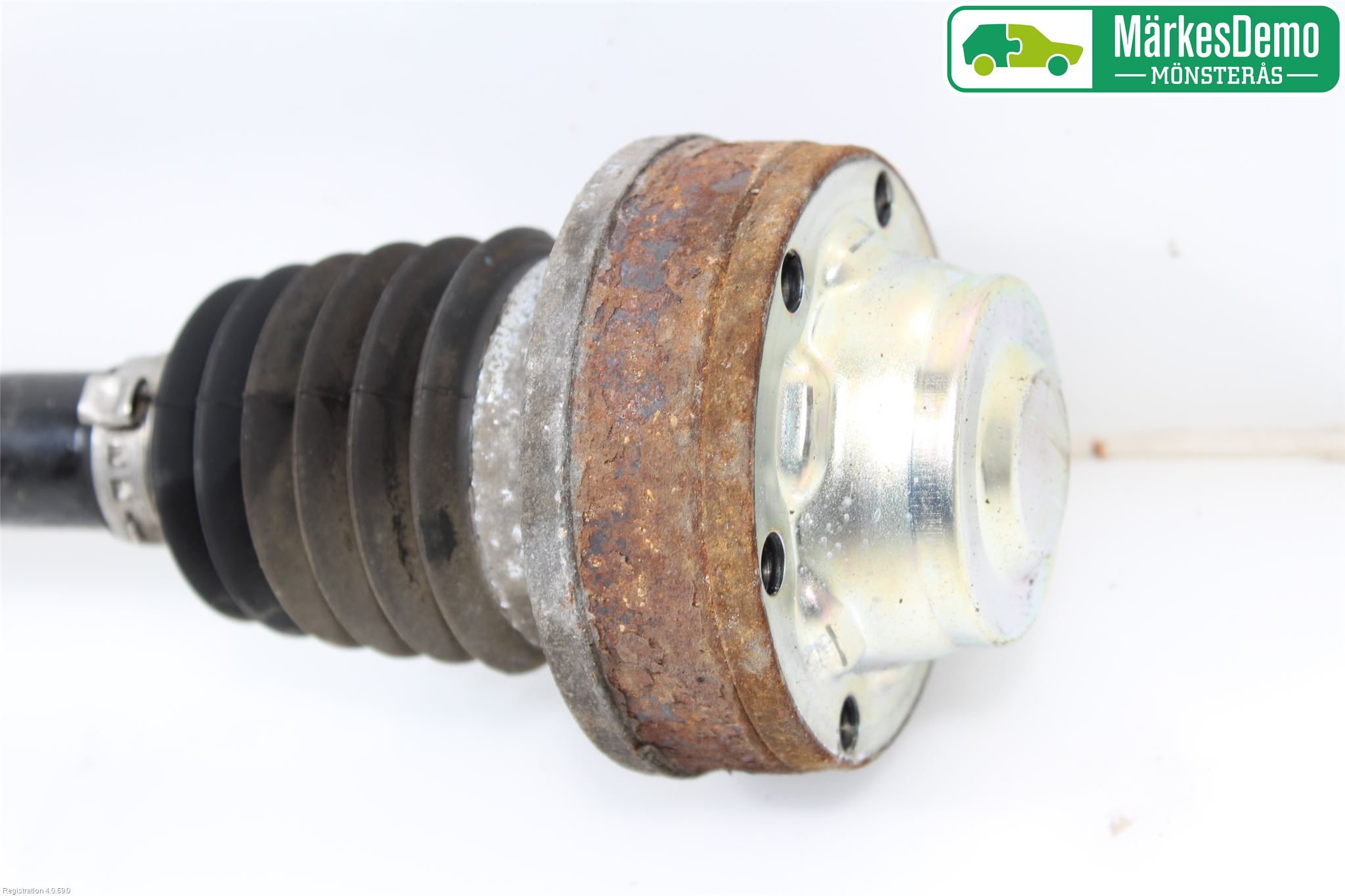 Volkswagen VW TIGUAN 16-24 Drivaxel Bak Höger