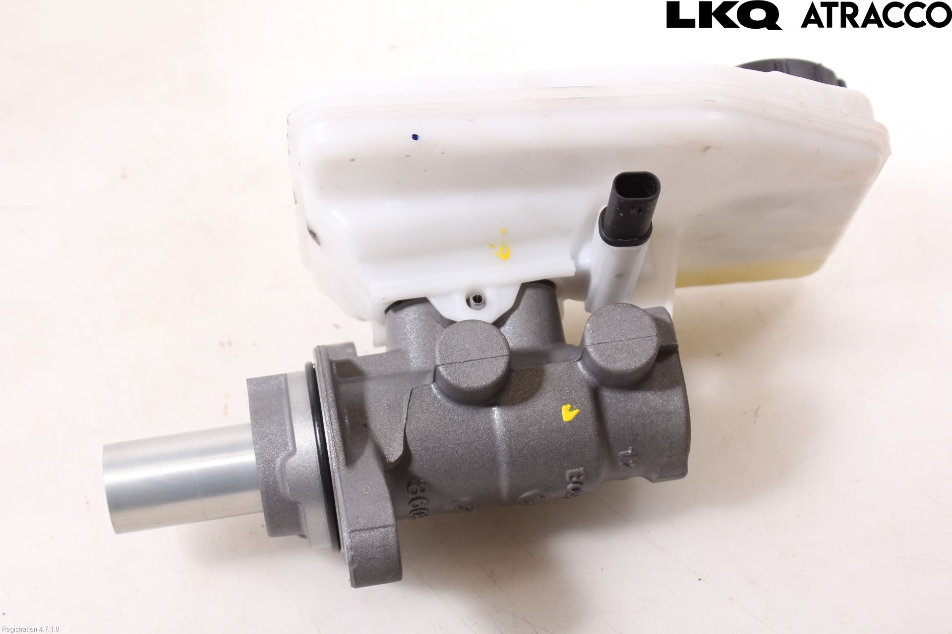 Tesla MODEL Y 21- Broms Huvudcylinder