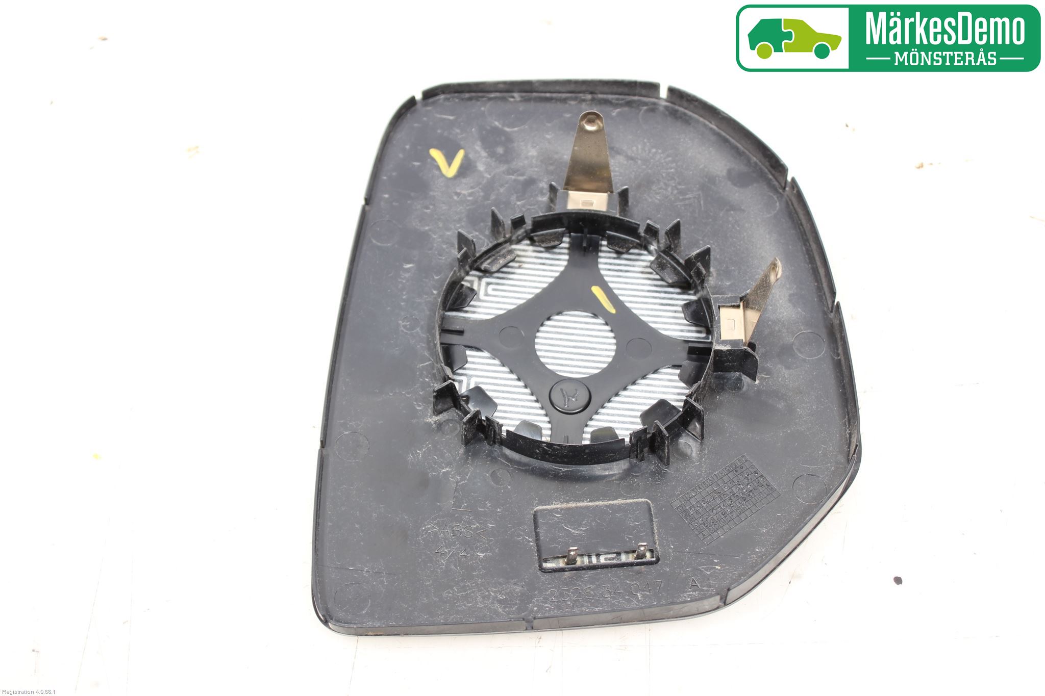 Peugeot PARTNER 08-15 Spegelglas Vä