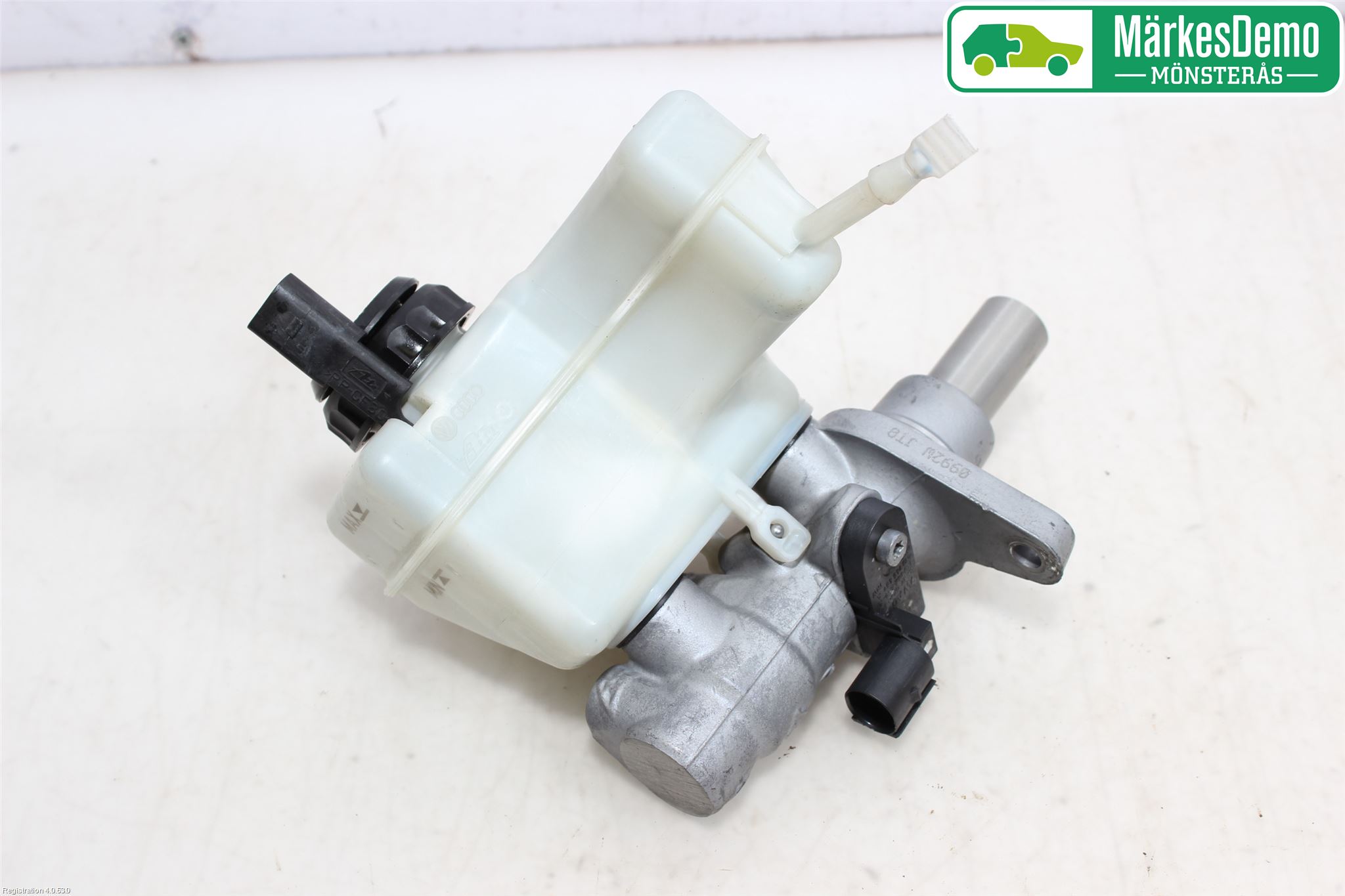 Volkswagen VW PASSAT 11-14 Broms Huvudcylinder