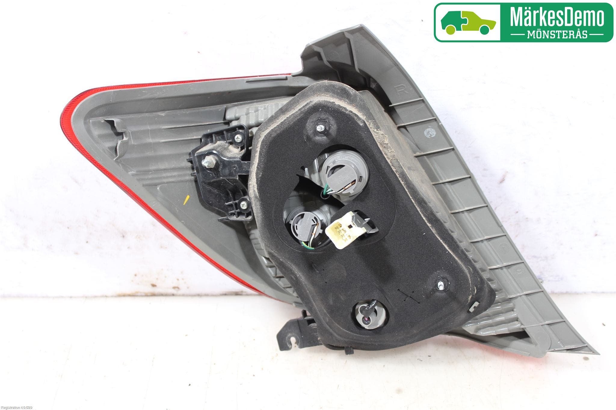 Toyota YARIS XP130 12-14 Bakljus Höger