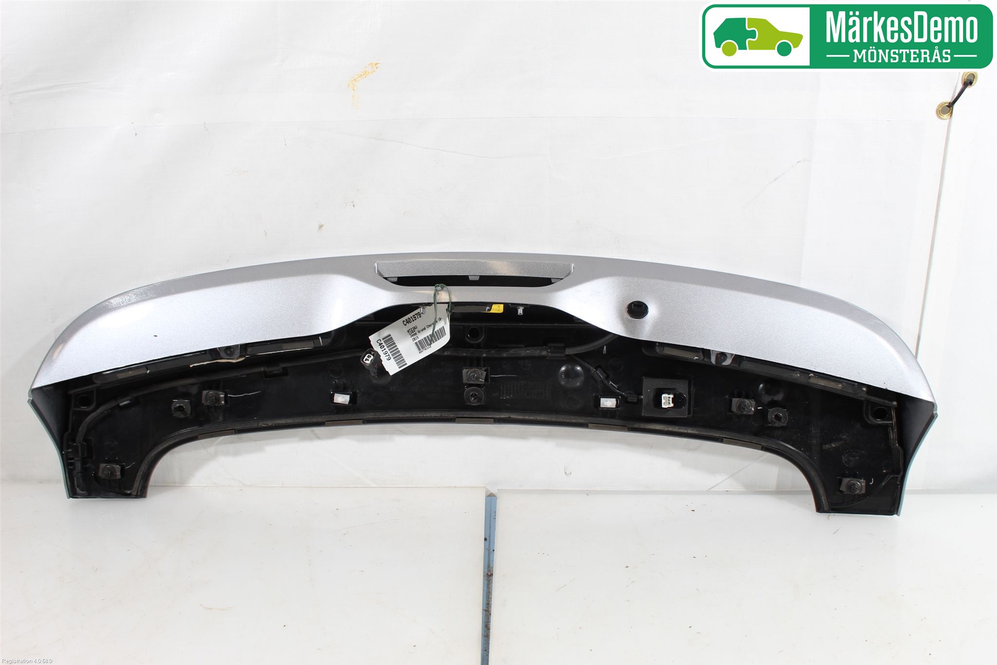 Jeep GRAND CHEROKEE 10-20 Spoiler Baklucka