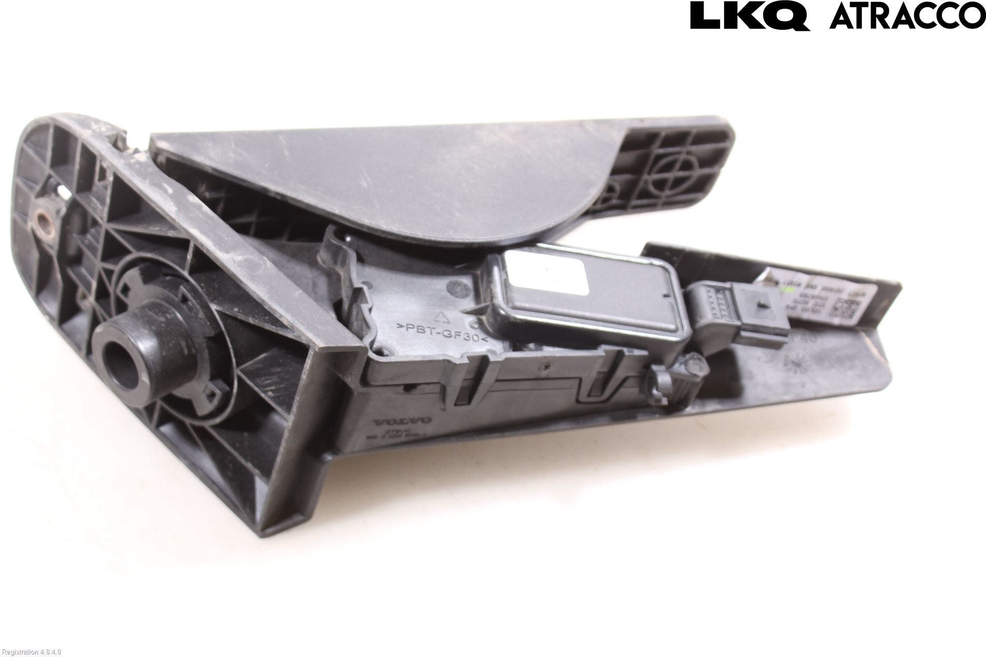 Volvo V90 17->> Gaspedal