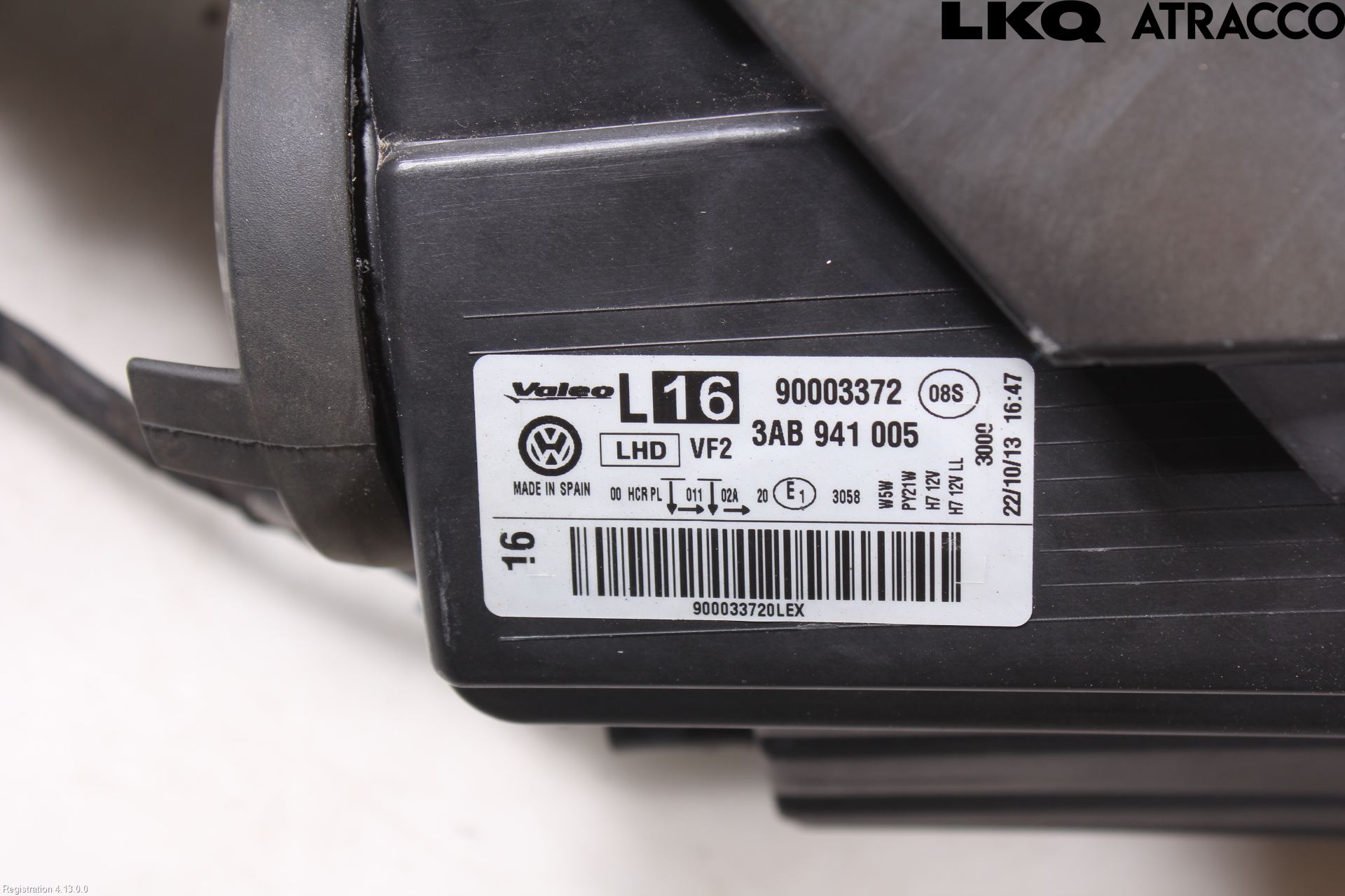 Volkswagen VW PASSAT 11-14 Strålkastare Vänster