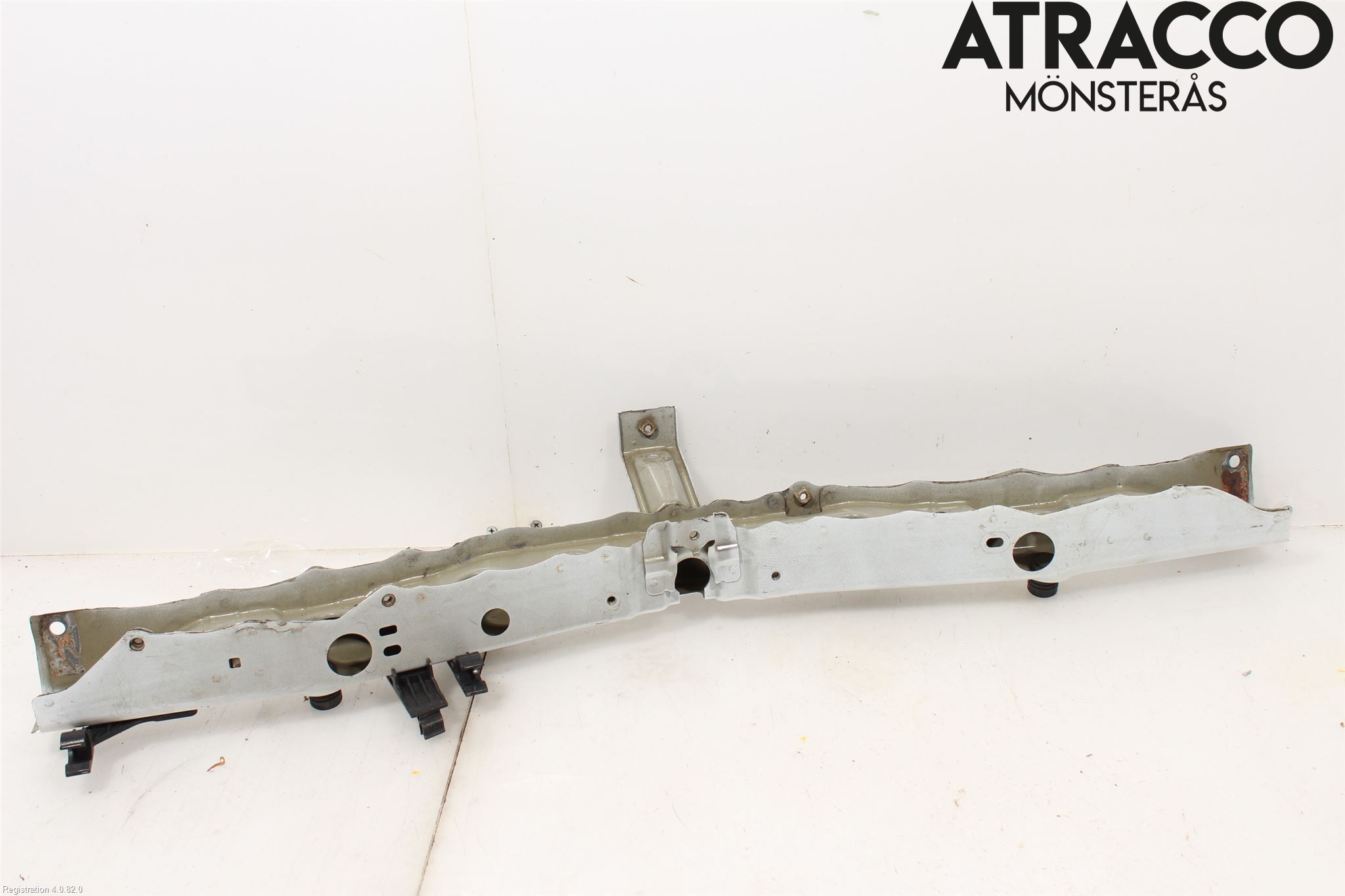 Toyota AVENSIS 09-15 Front Huvlåsplåt-Balk