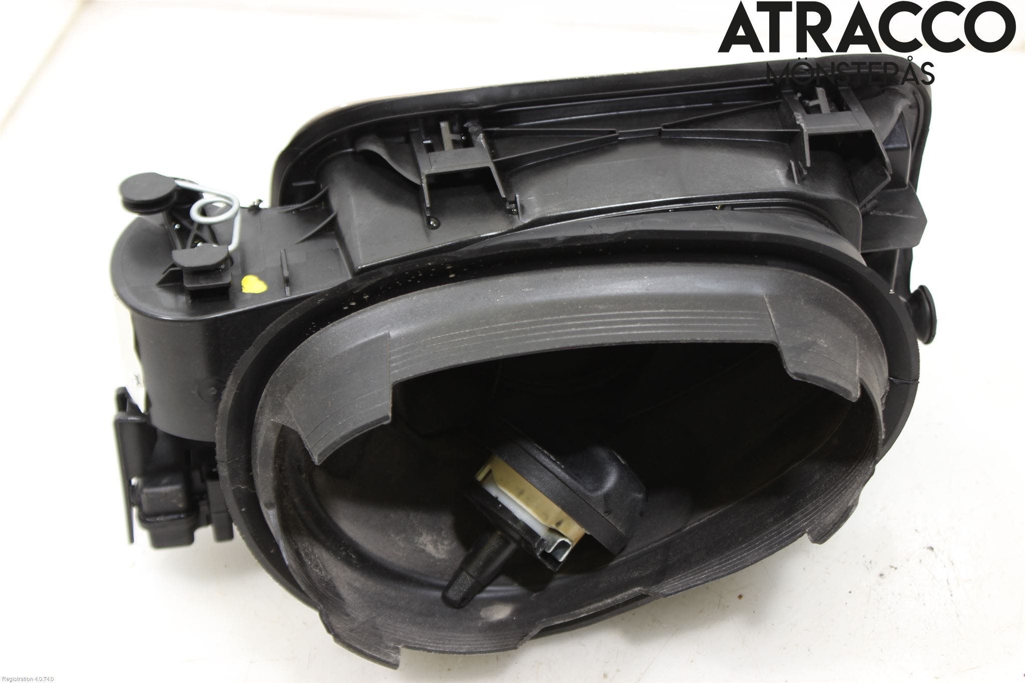 BMW 3 F30/F31/F80 12-19 Tanklucka