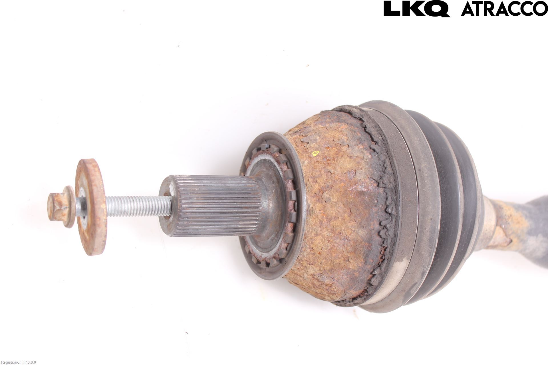 Volvo XC70 14-16 Drivaxel Fram Vänster