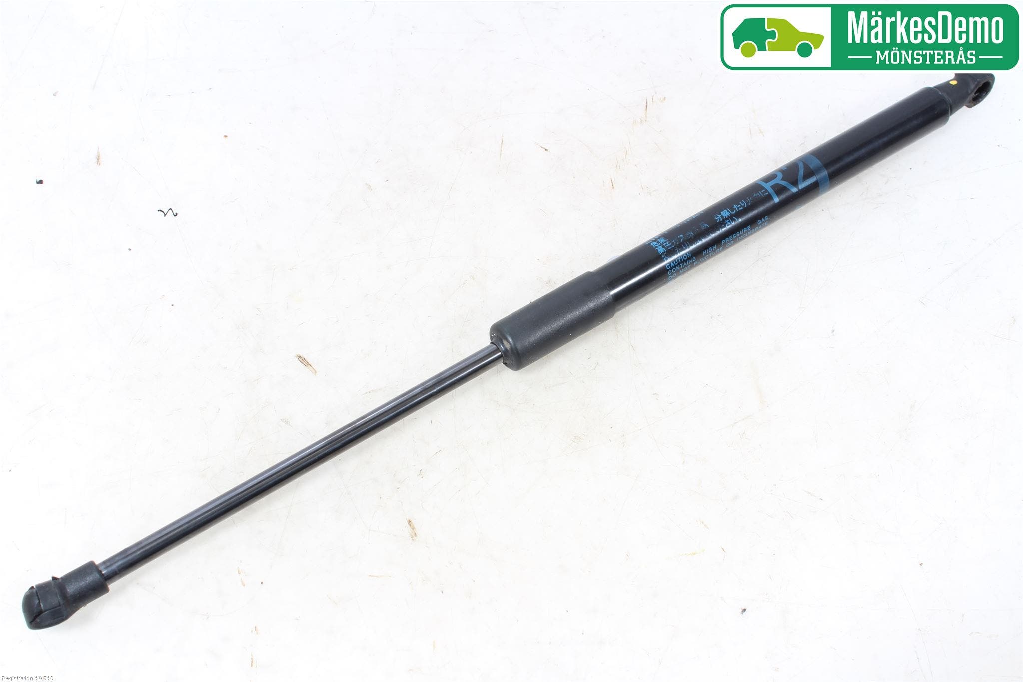 Toyota YARIS XP130 12-14 Gasfjäder Baklucka