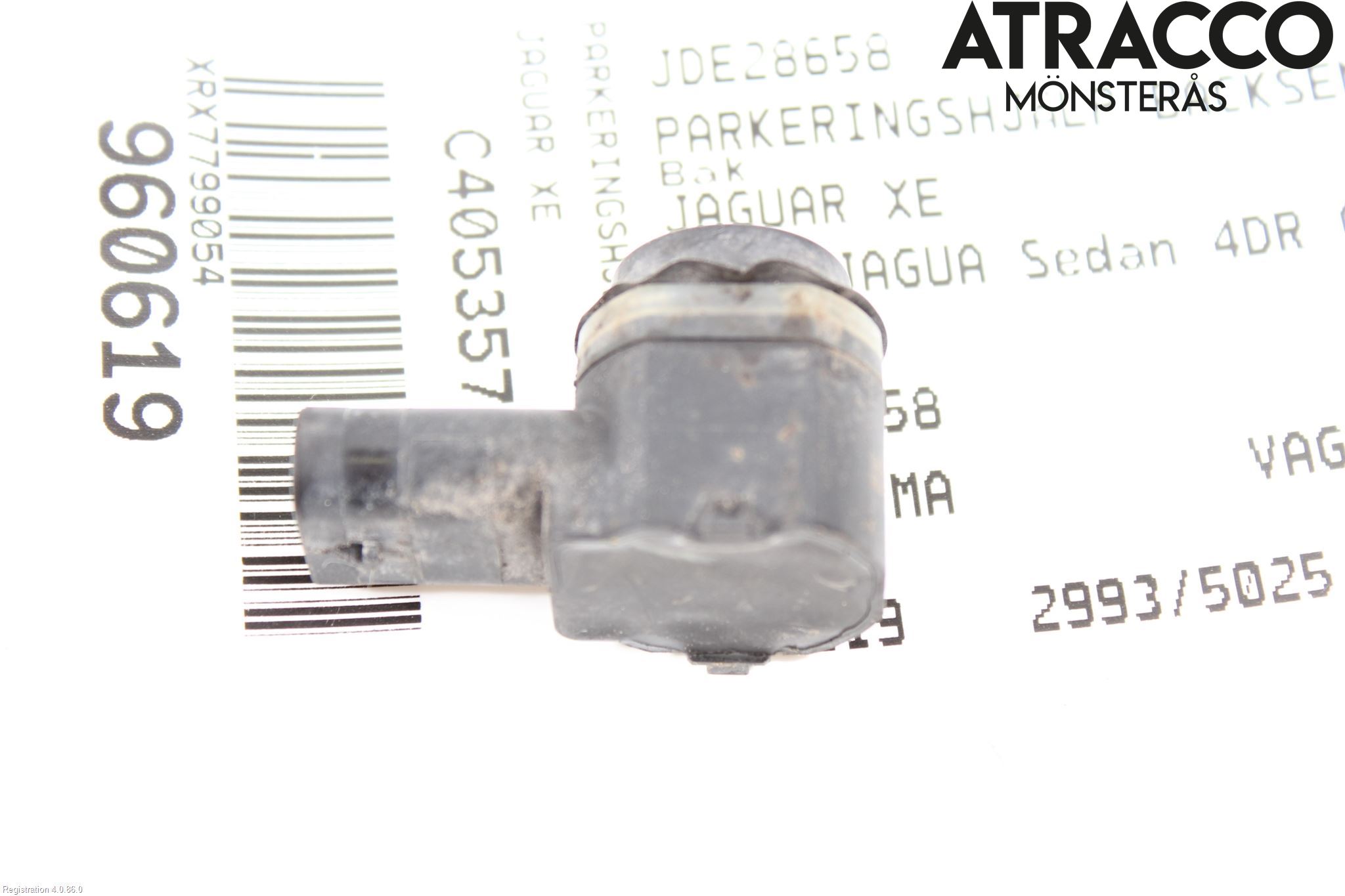 Jaguar XE (X760) 15-24 Parkeringshjälp Backsensor