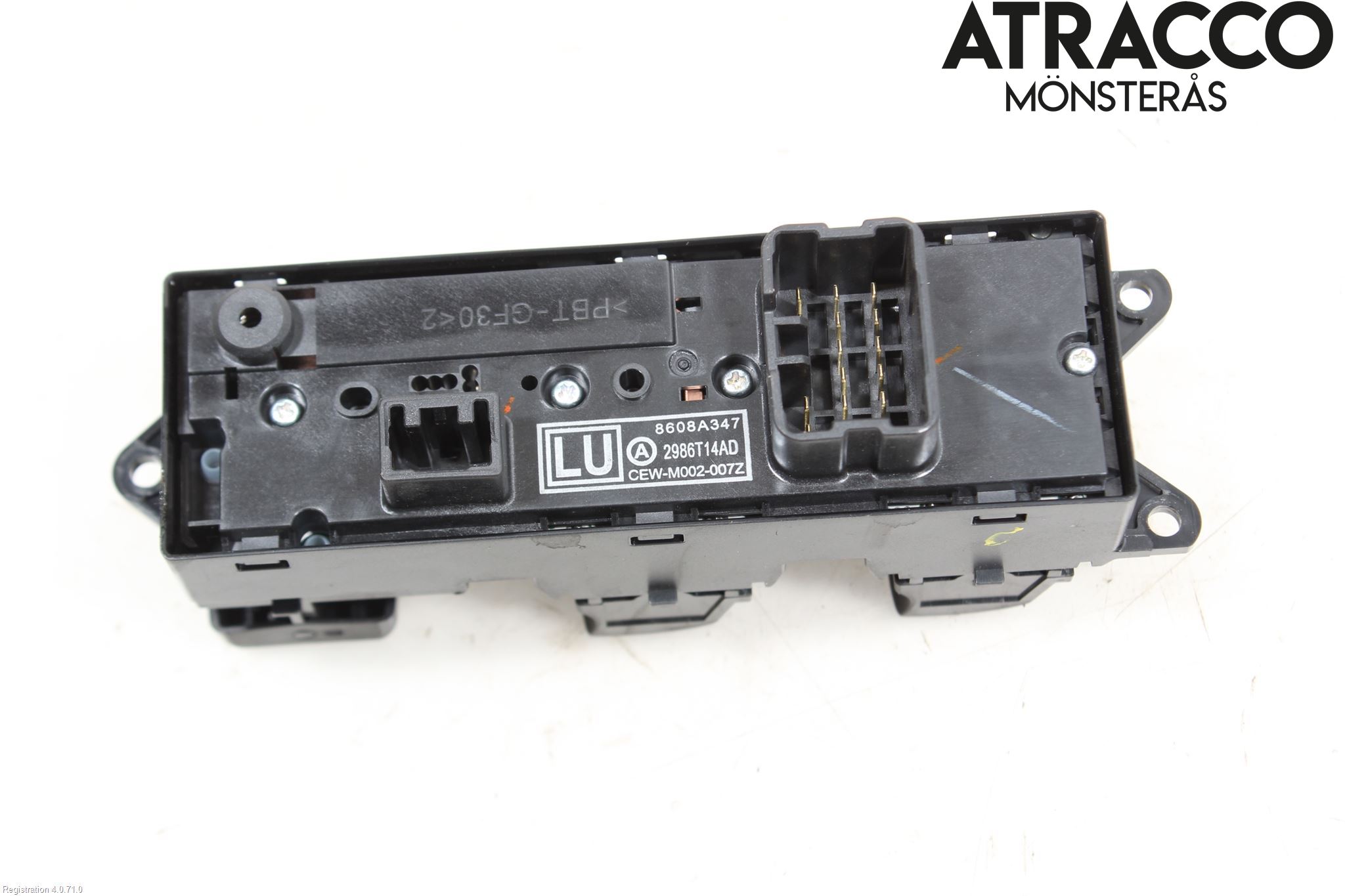 Mitsubishi OUTLANDER 13-21 Strömställare Elhiss