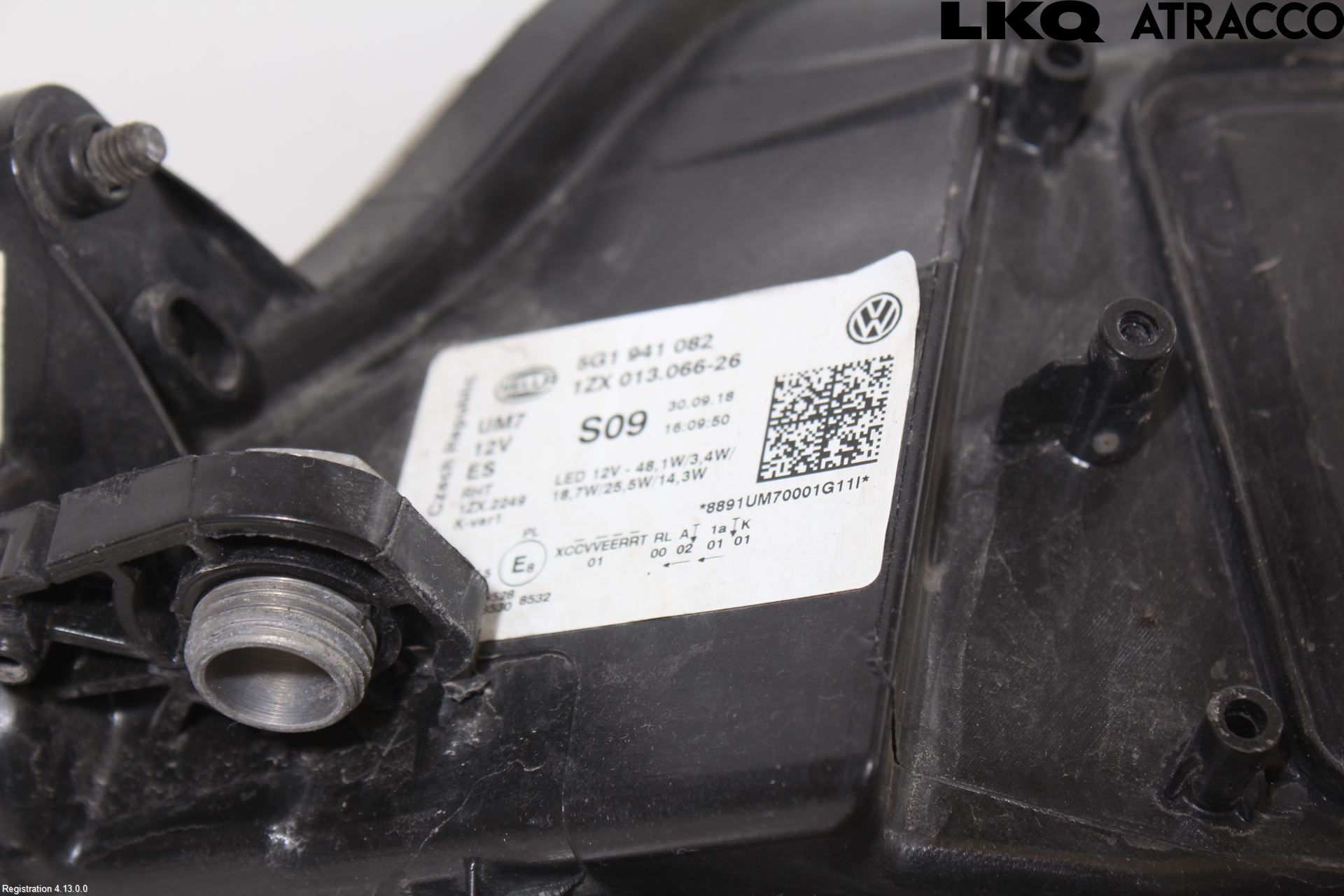 Volkswagen VW GOLF / E-GOLF VII 13-20 Strålkastare Höger