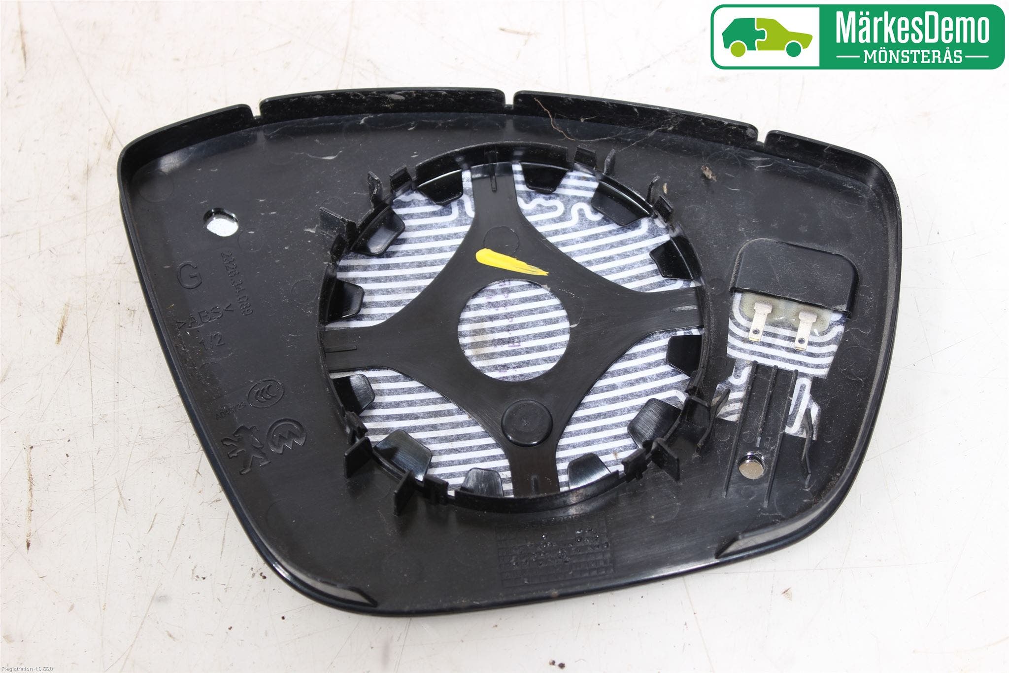 Peugeot 208 12-15 Spegelglas Vä