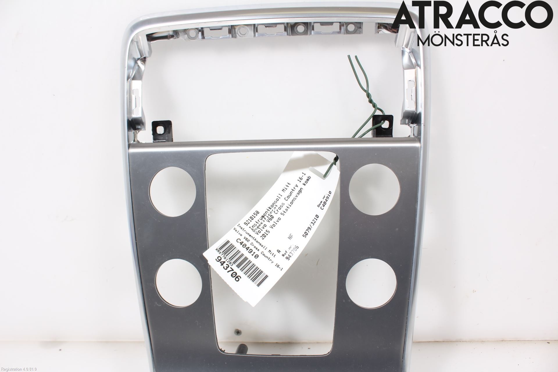 Volvo V60 CROSS COUNTRY 16-18 Instrumentkonsoll Mitt