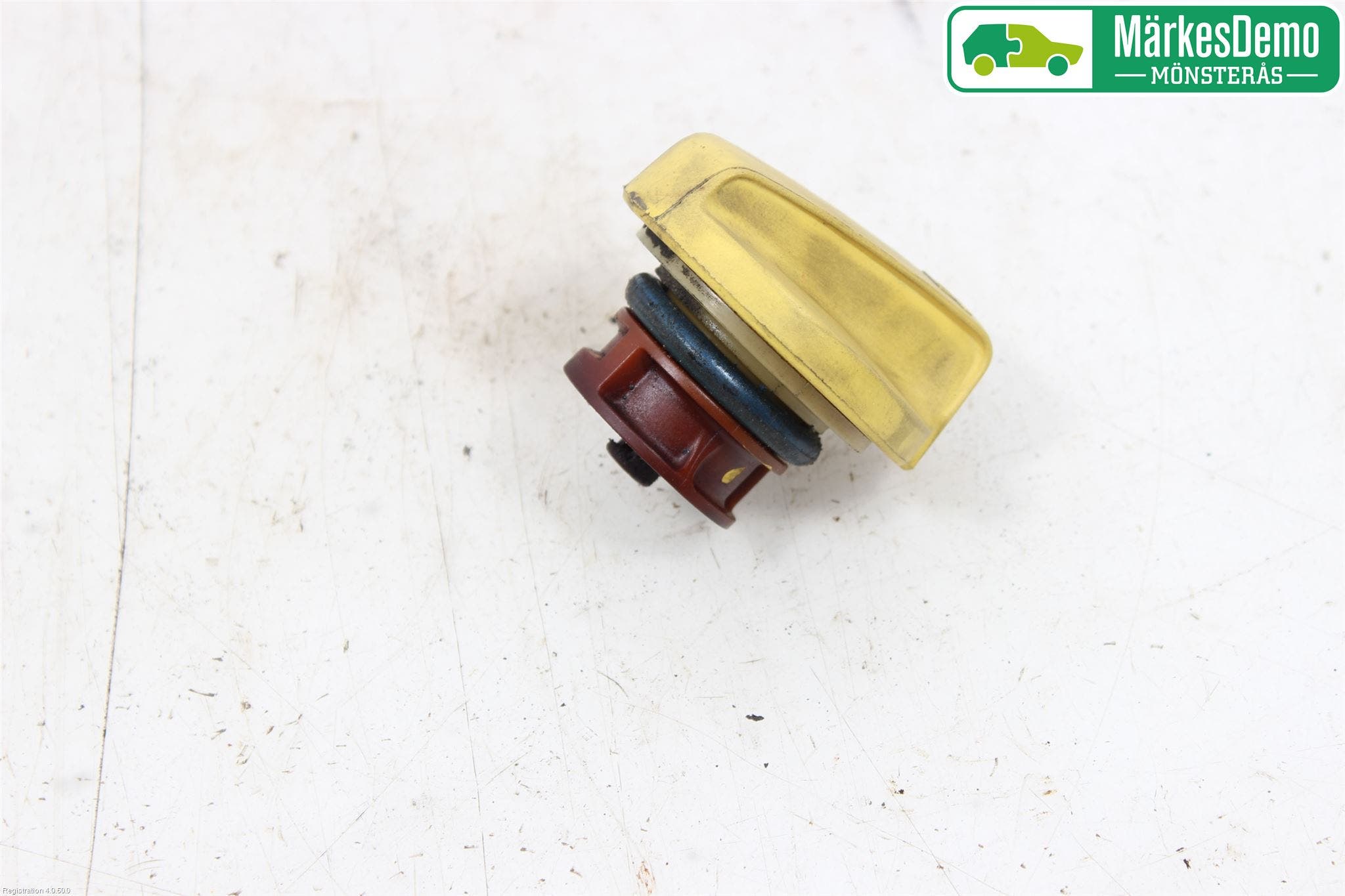 Saab 9-3 VER 2 Olja Påfyllningslock