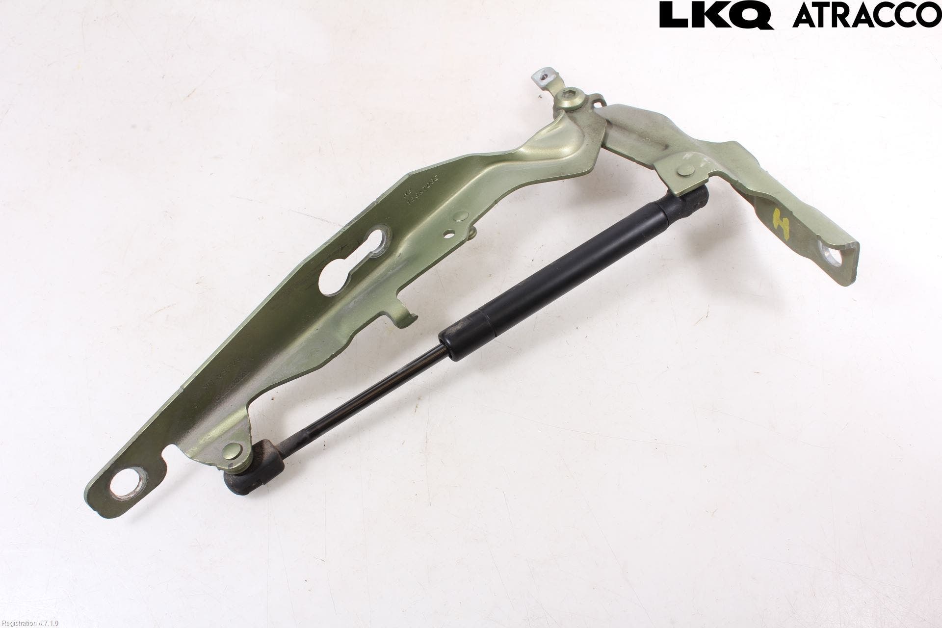 Volvo XC60 09-13 Huvgångjärn