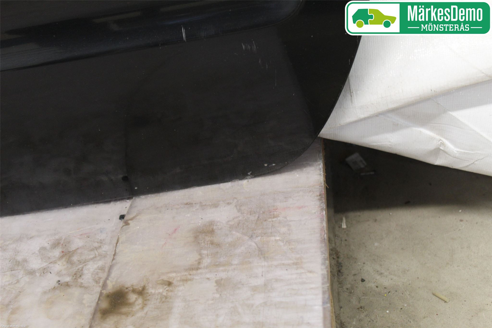 Nissan NAVARA 05-16 Dörr Bak Vänster