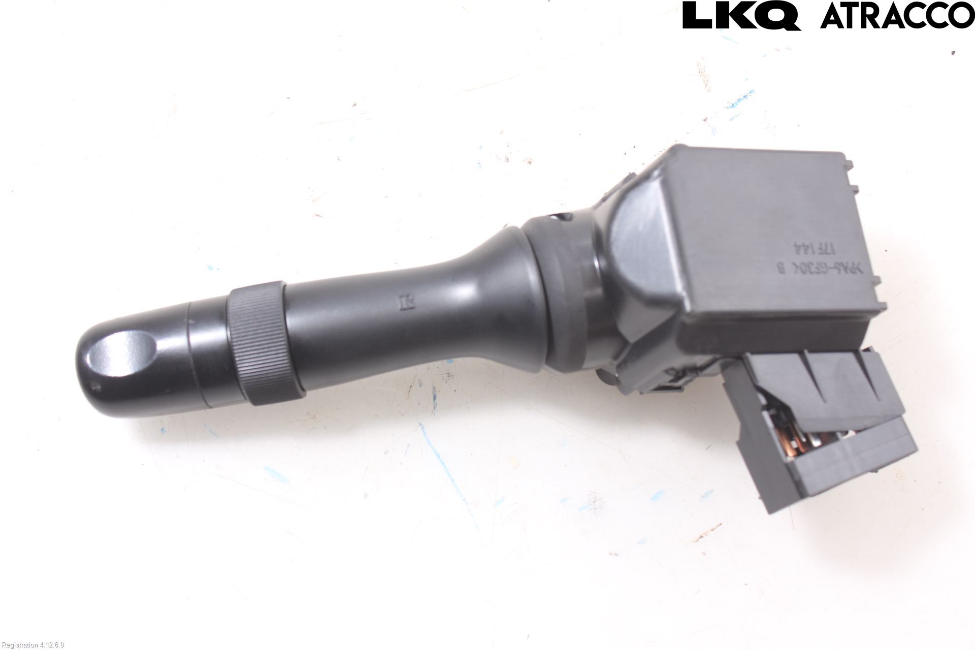 Toyota AVENSIS 09-15 Spak Torkar-Spolomk