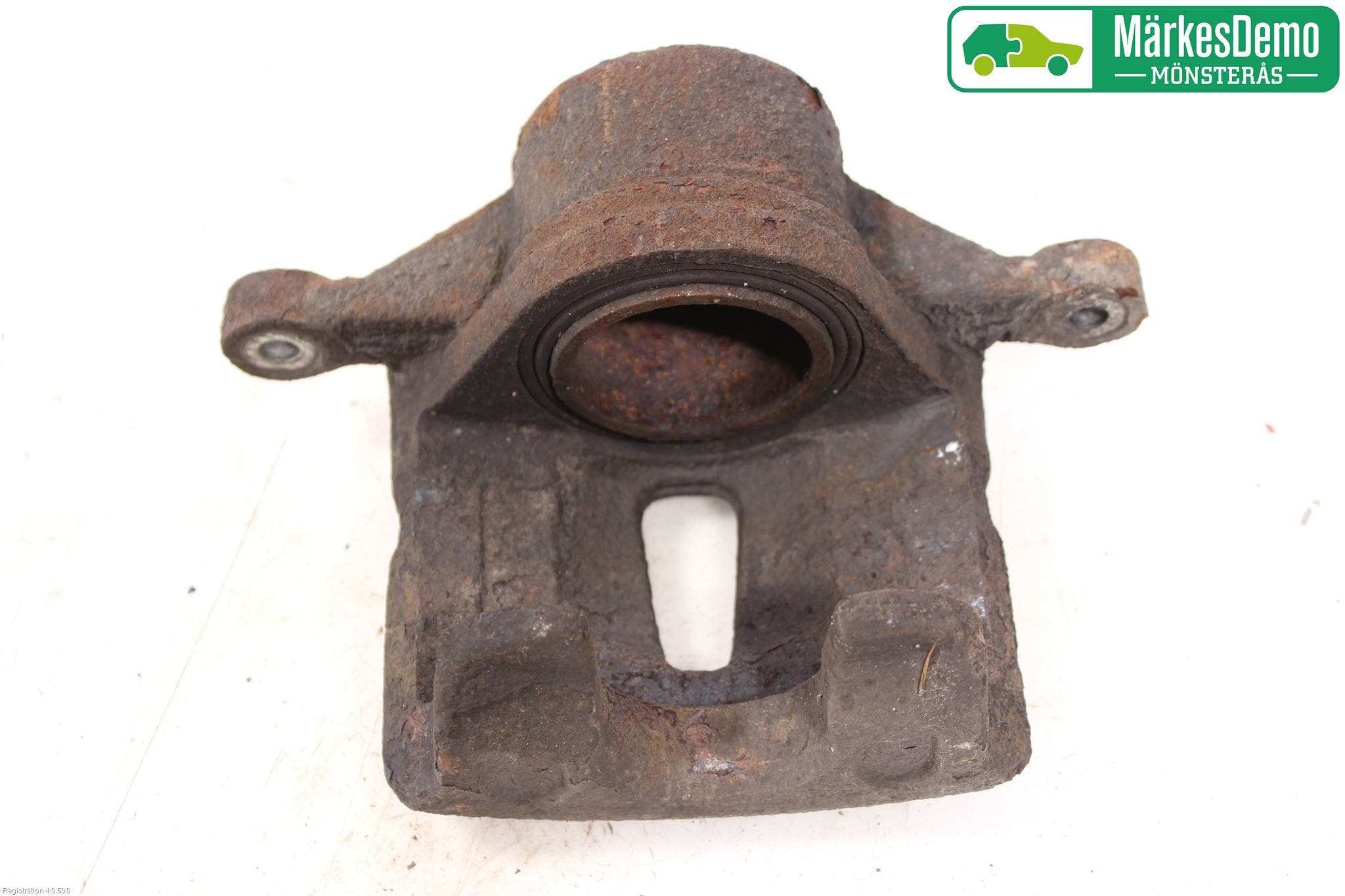 Kia CEED 06-12 Bromsok Fram Höger