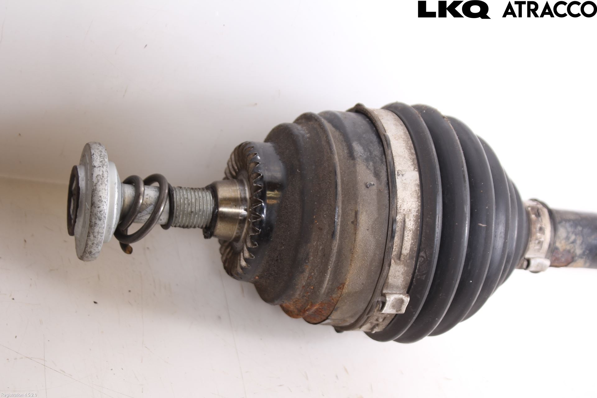 BMW 2 F45 Active Tourer 14-21 Drivaxel Fram Höger