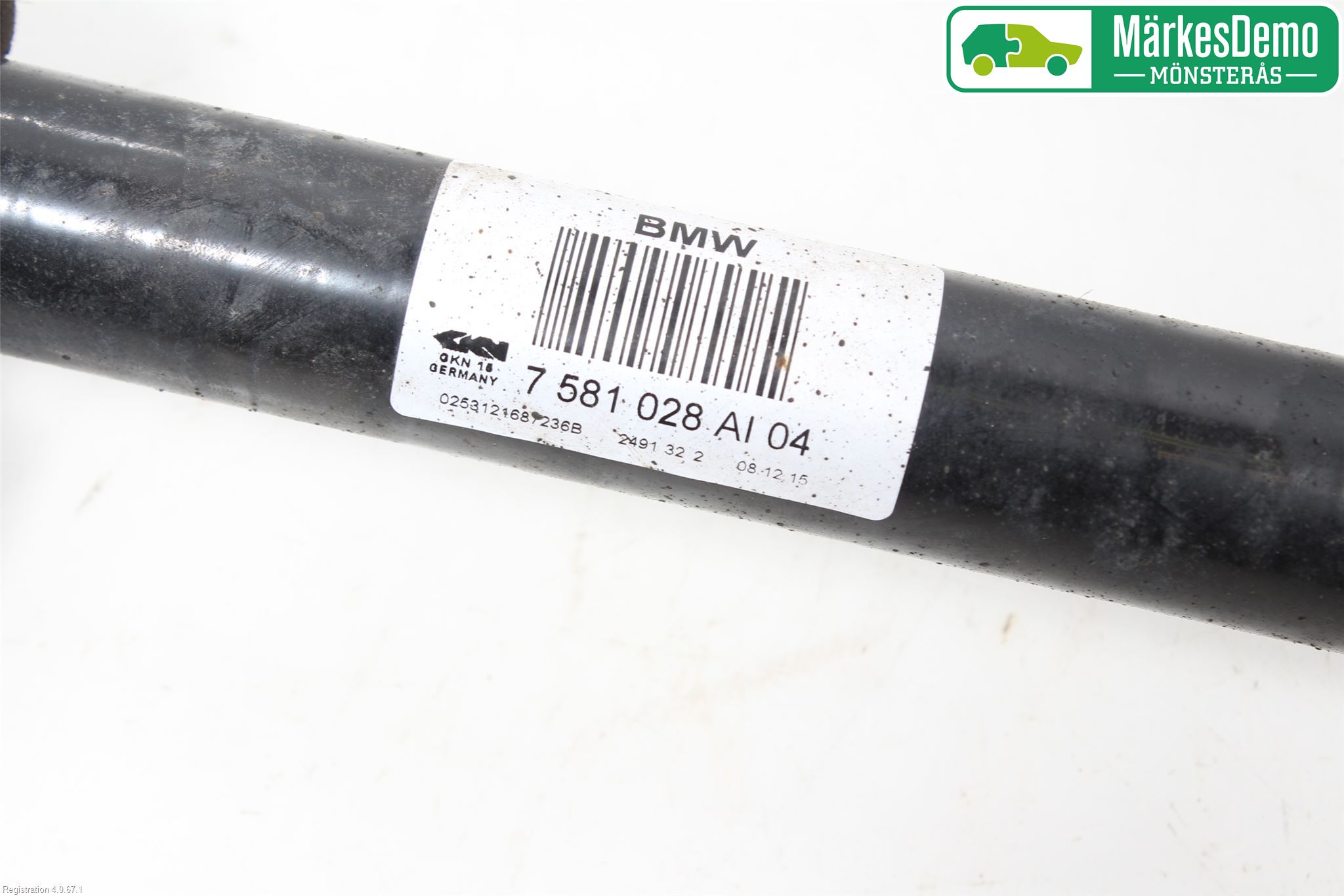 BMW 5 F10/F11/F18 09-17 Drivaxel Bak Höger