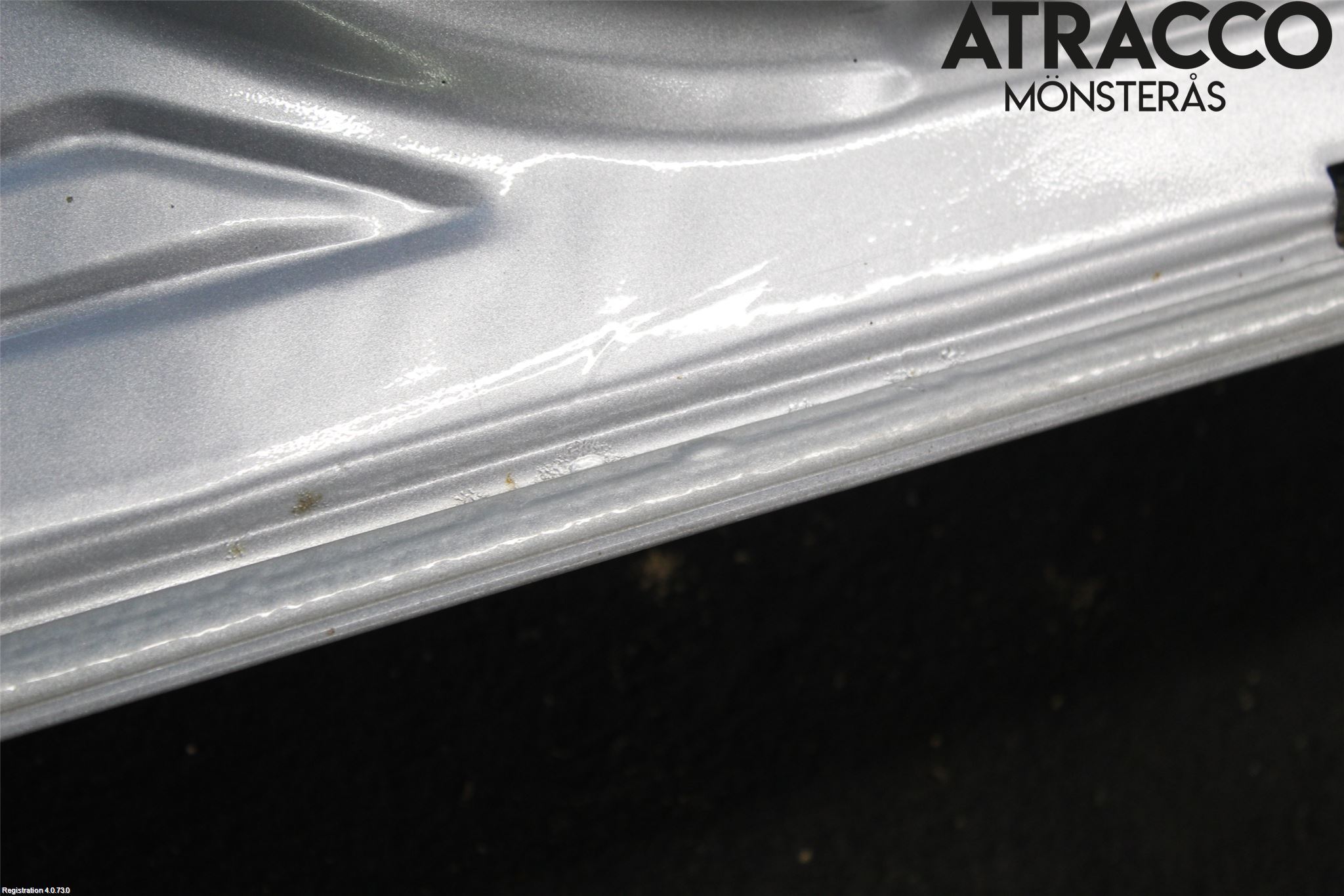 Kia CARNIVAL Dörr Fram Vänster