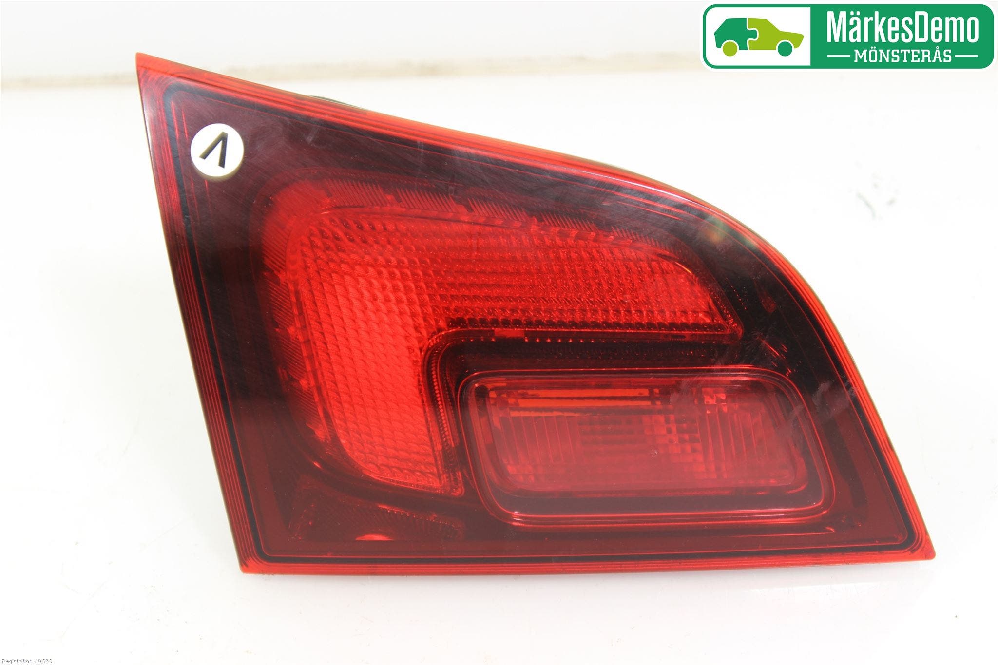 Opel ASTRA J 10-15 Bakljus Lucka Vä