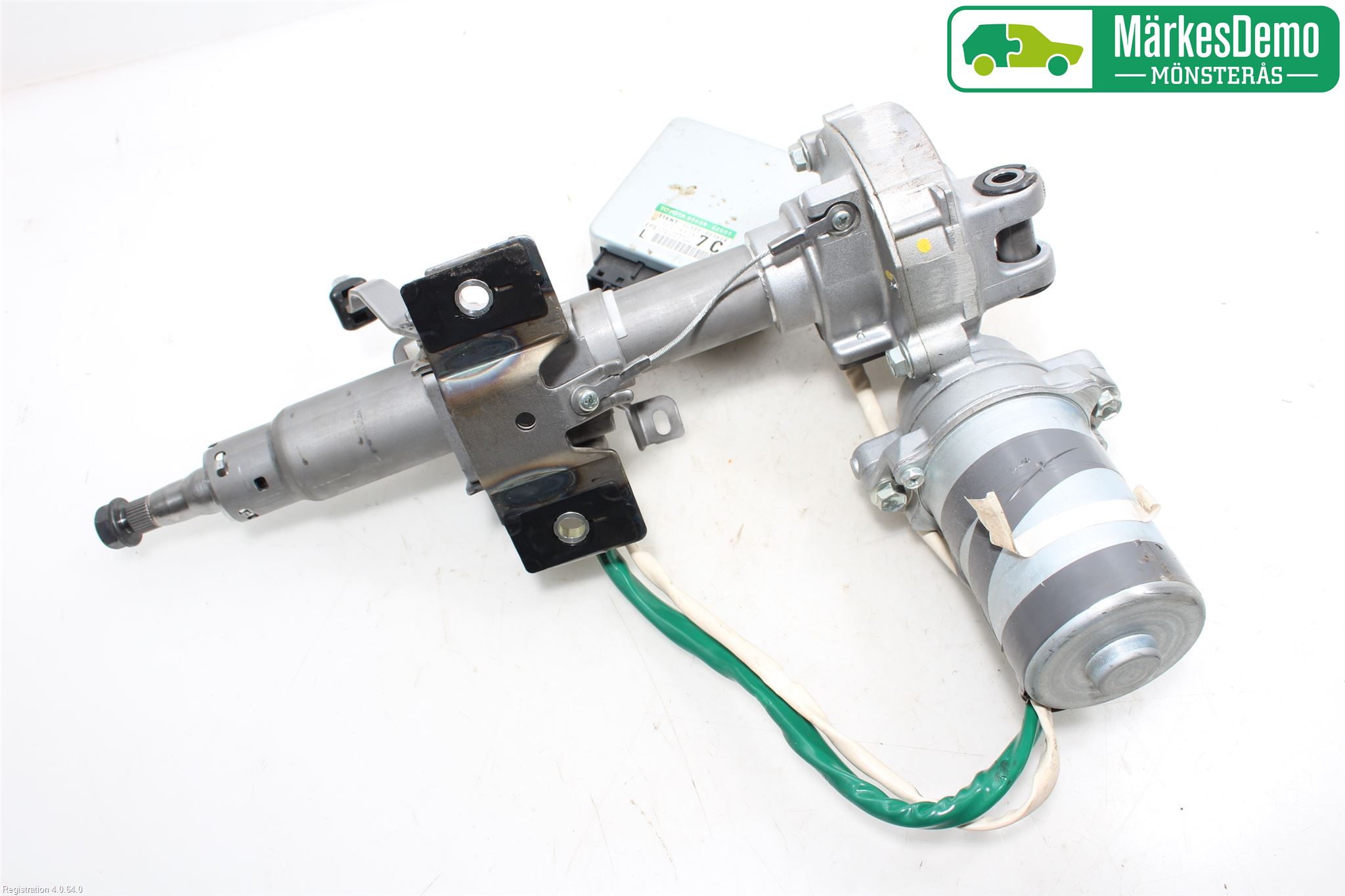 Toyota VERSO-S 11-16 Rattaxelagg Med Inb Servo