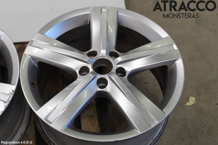 Volkswagen VW PASSAT 11-14 Fälgsats Aluminium