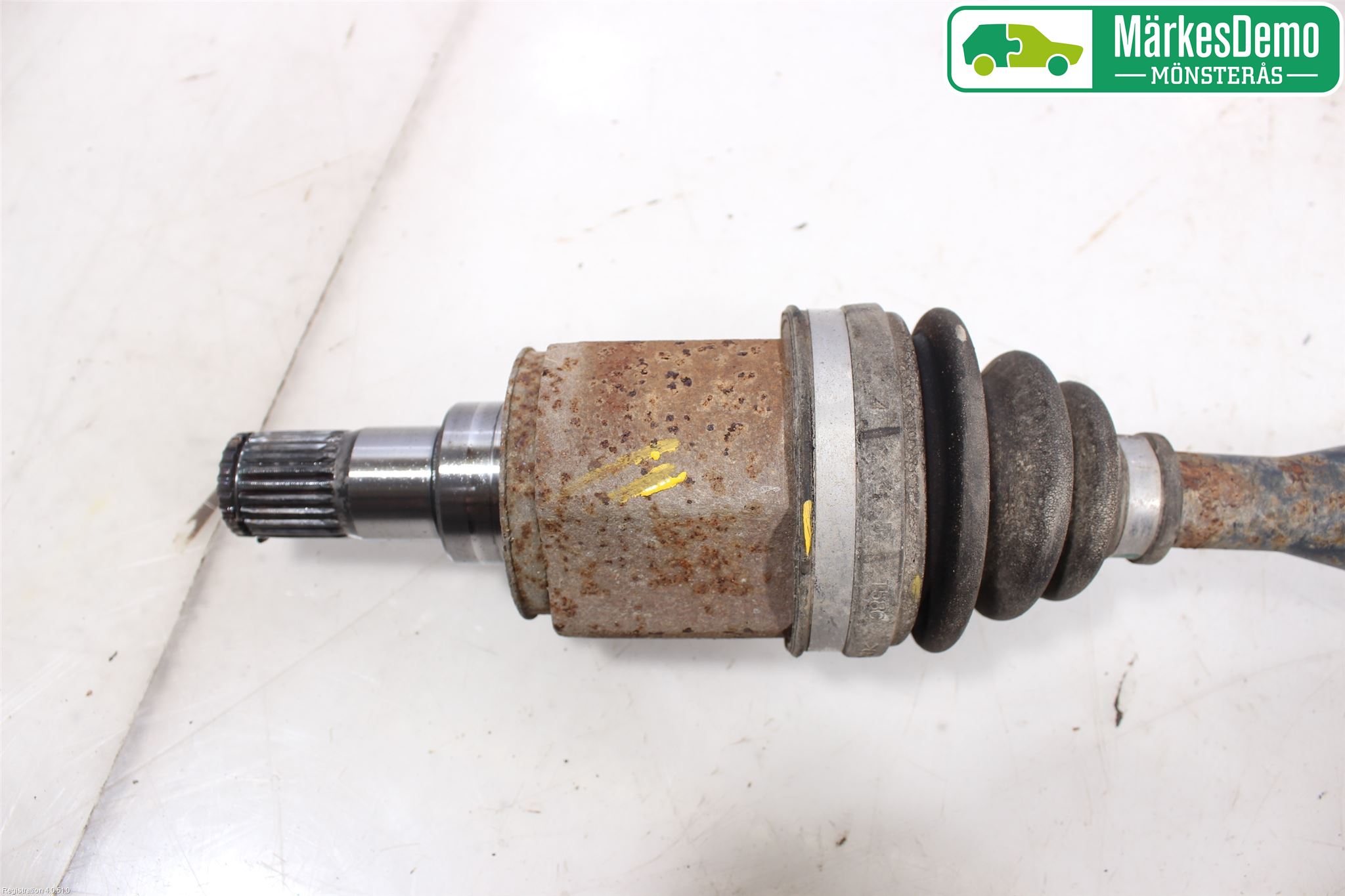 Mitsubishi OUTLANDER 13-21 Drivaxel Bak Vänster