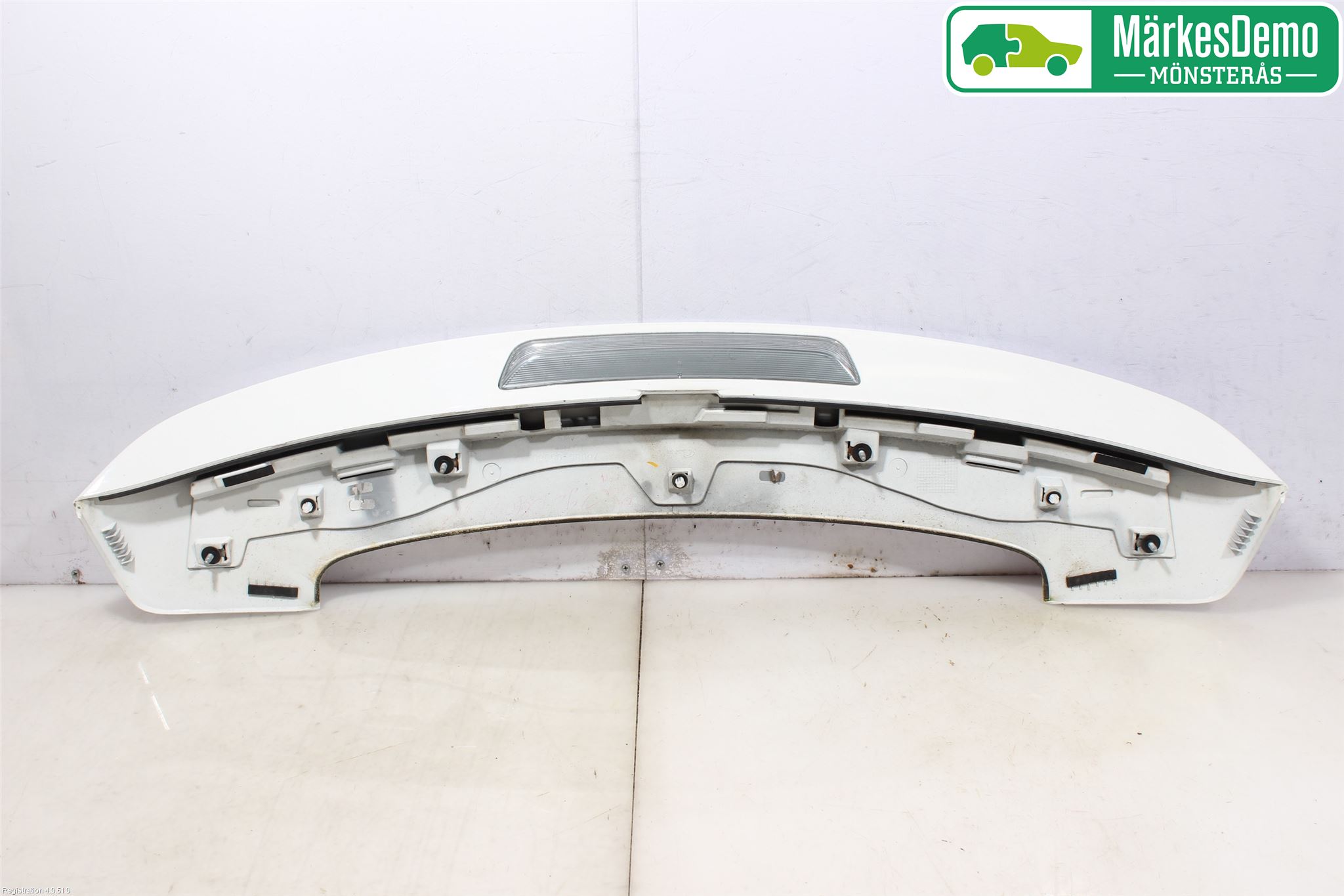 Toyota AVENSIS 09-15 Spoiler Baklucka