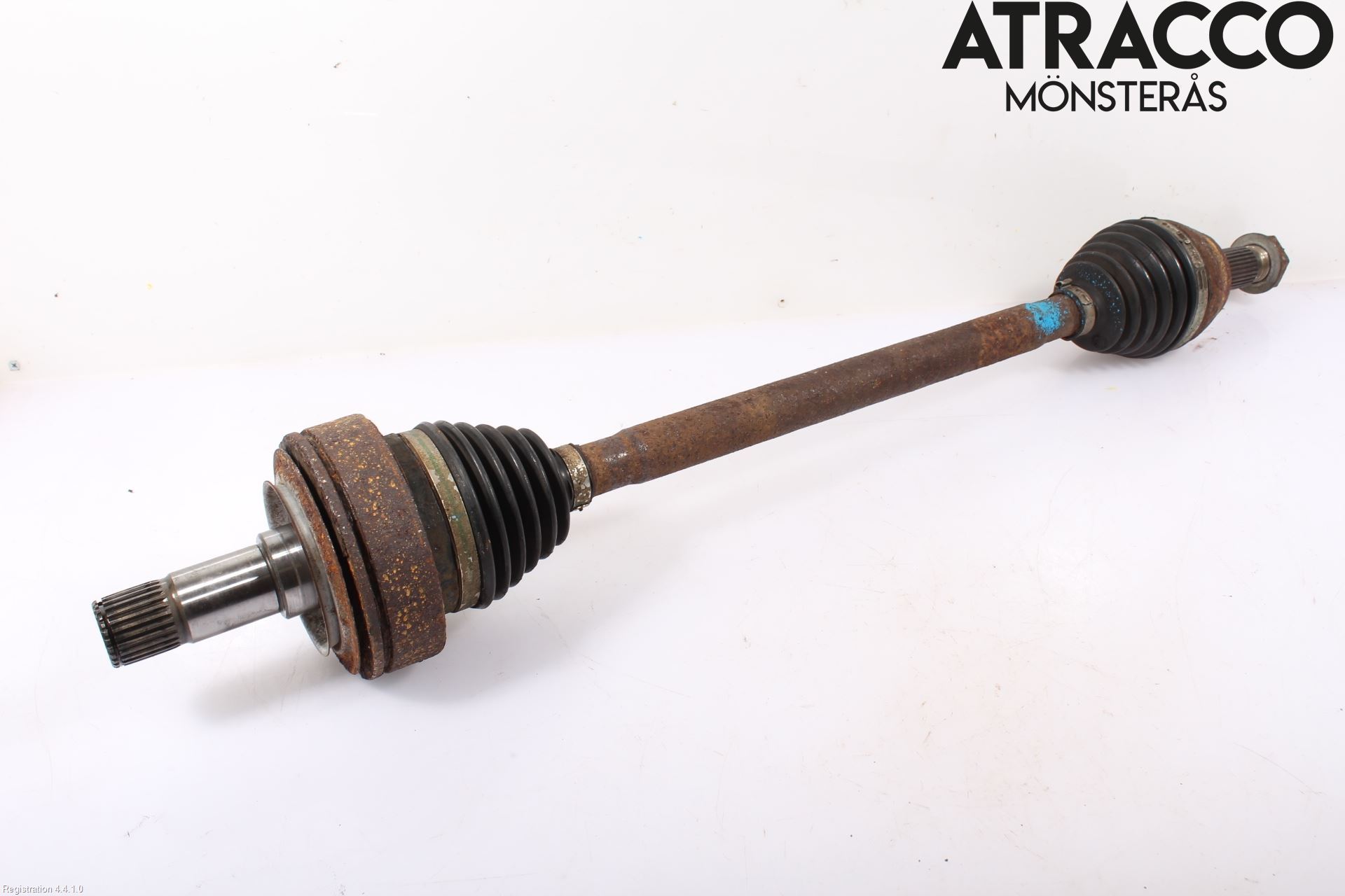Mercedes-Benz MB VITO/VIANO (W639) 04-14 Drivaxel Bak Höger