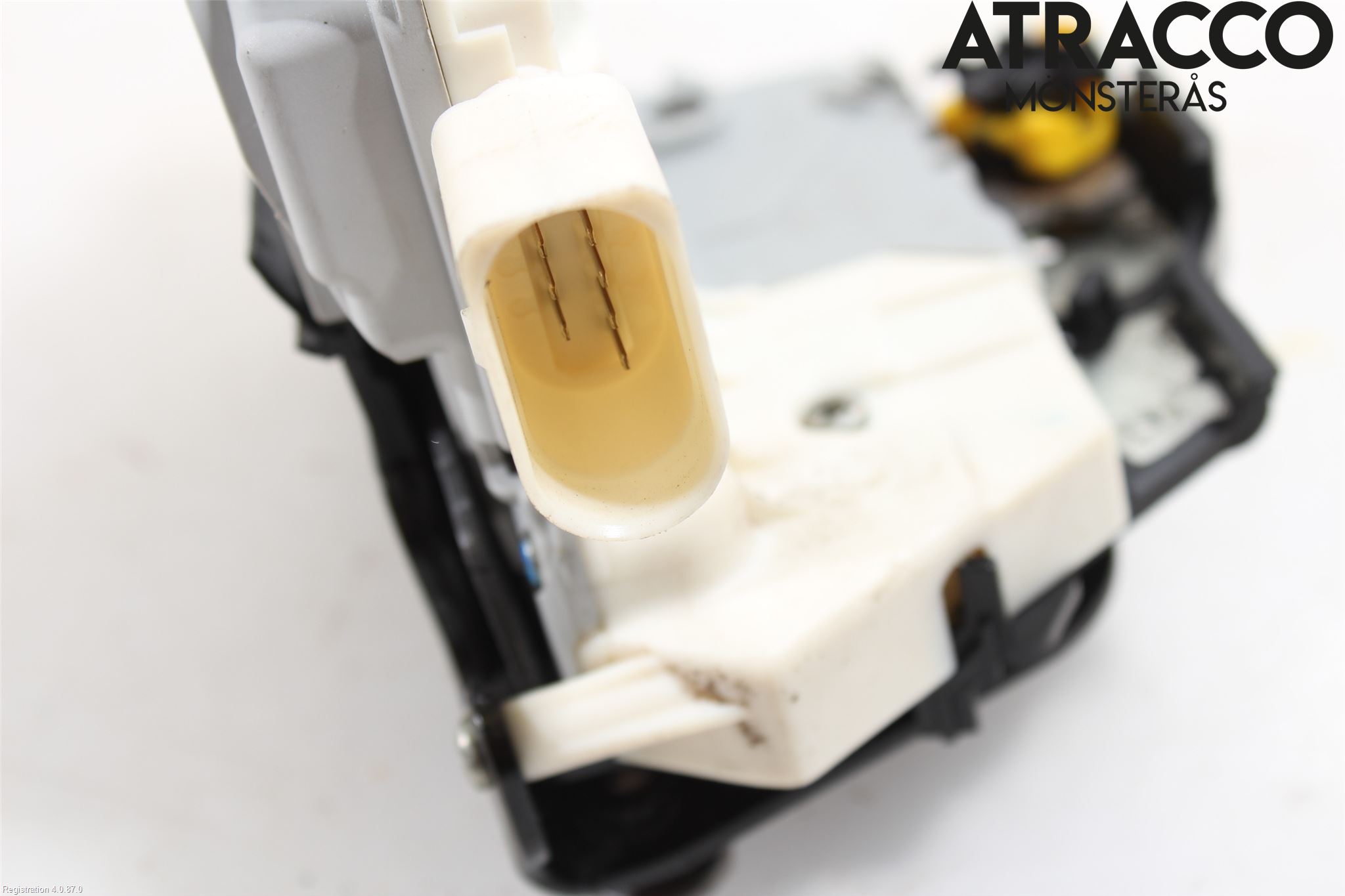 Audi A6/S6     05-11 Låskista-Dörrlås