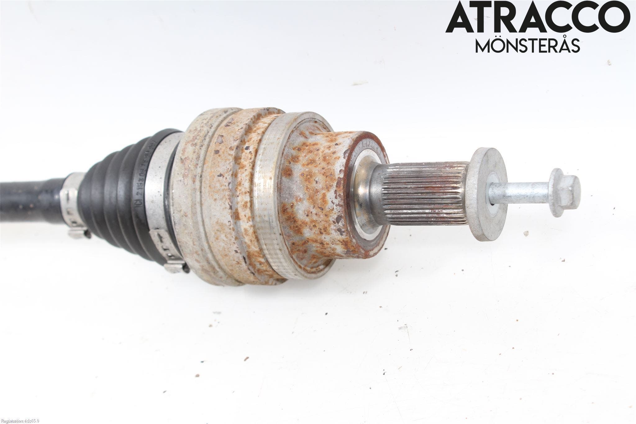 Ford KUGA 08-12 Drivaxel Bak Höger