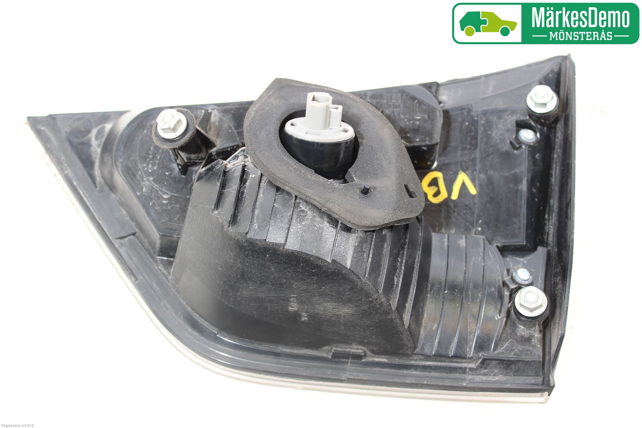 Mitsubishi OUTLANDER 07-12 Bakljus Lucka Vä