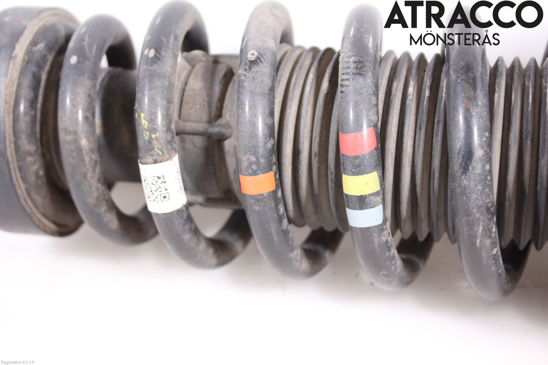 Jaguar F-PACE Fjäderben Fram Höger