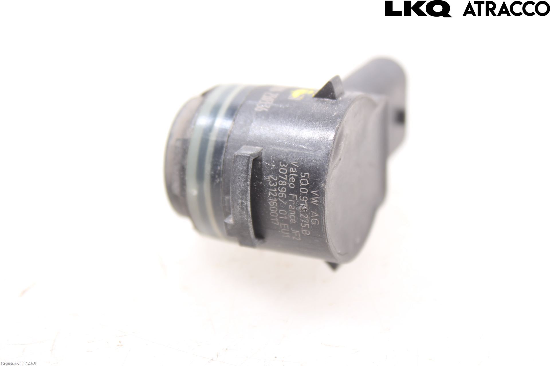 Volkswagen VW PASSAT 15-19 Parkeringshjälp Frontsensor