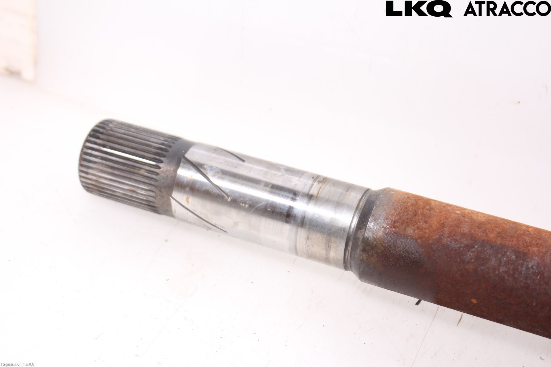 Nissan NV300 16-22 Drivaxel Fram Höger