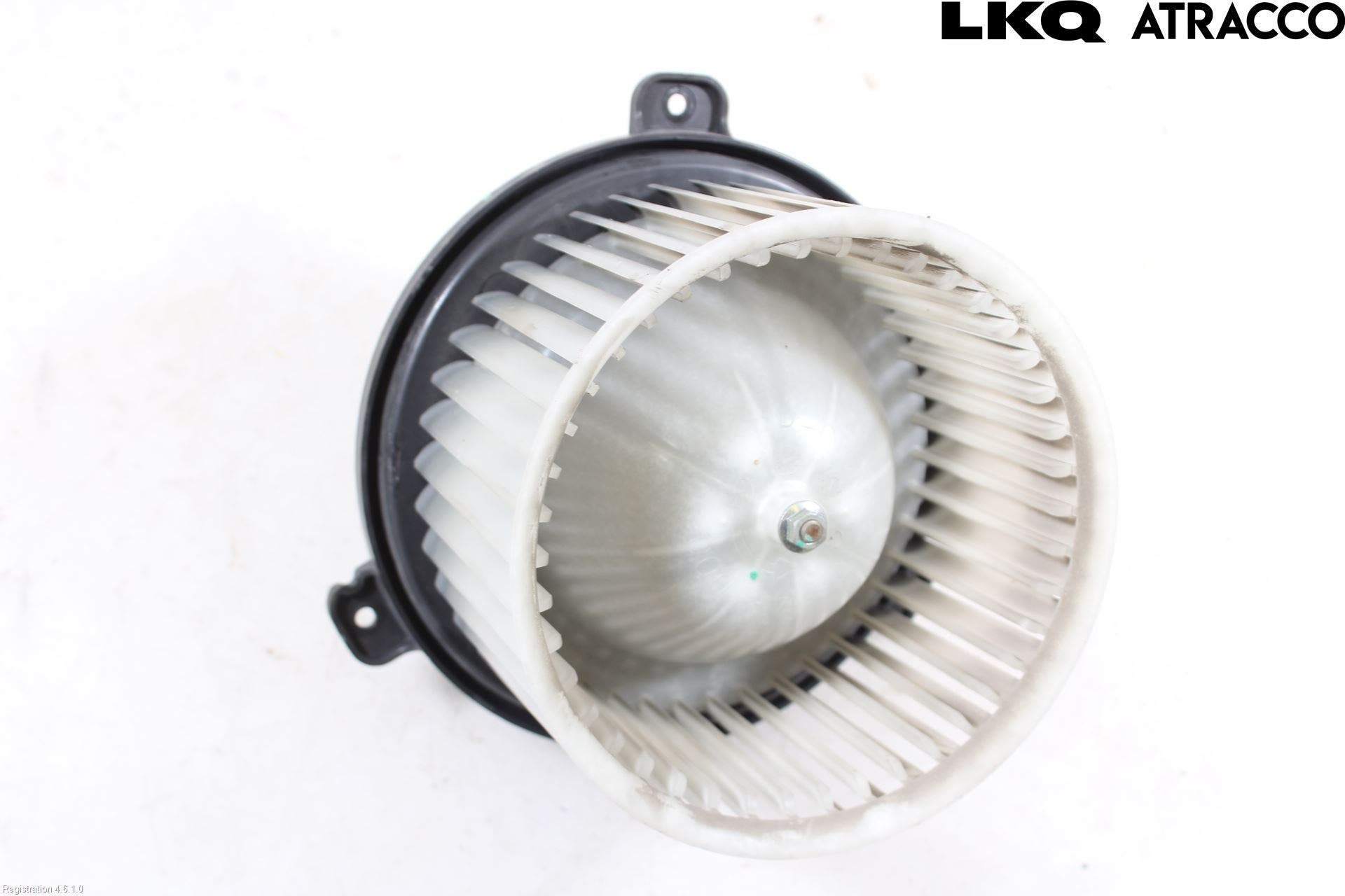 Mitsubishi L200 16-23 Värmefläkt