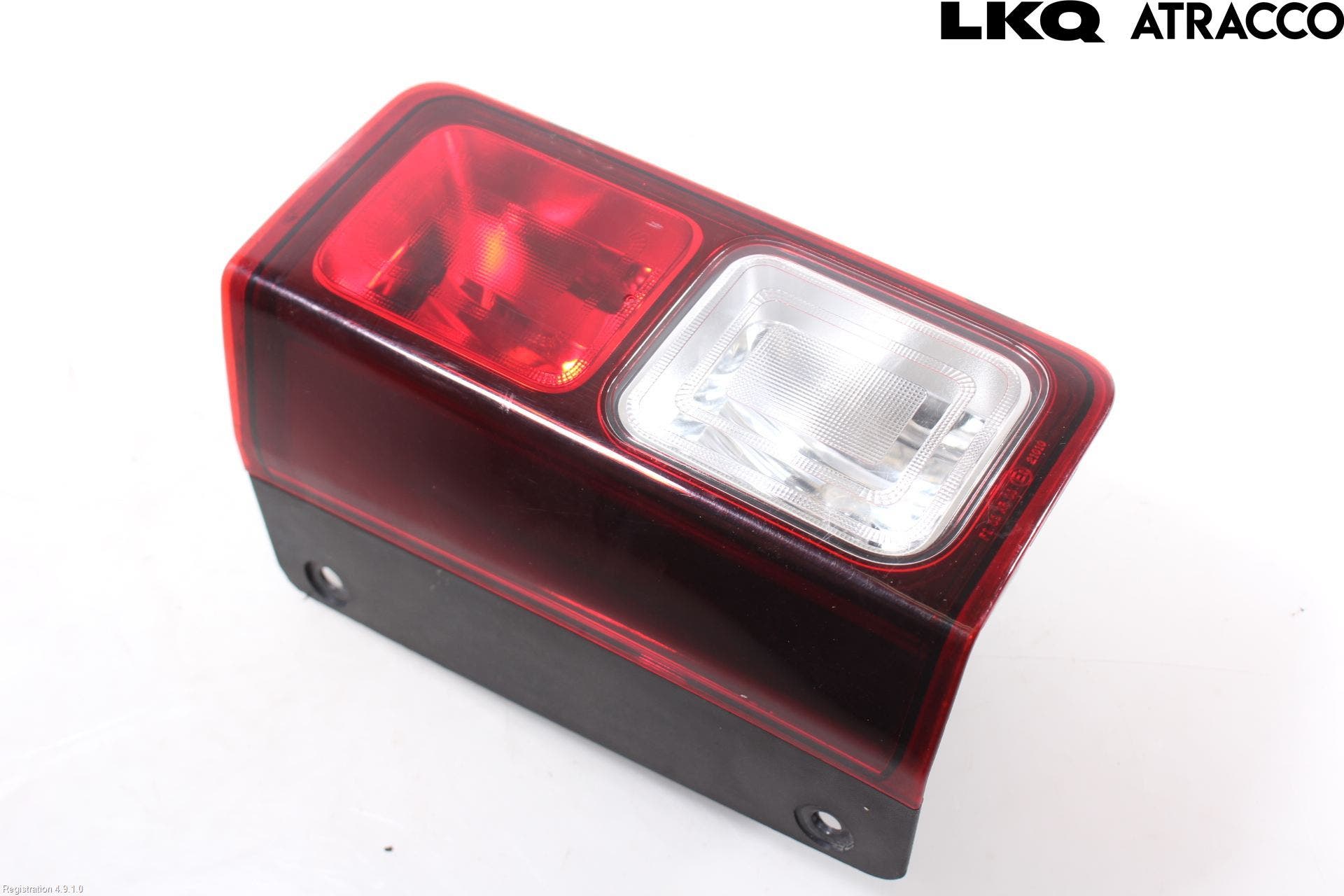 Opel VIVARO 15-19 Backlampa