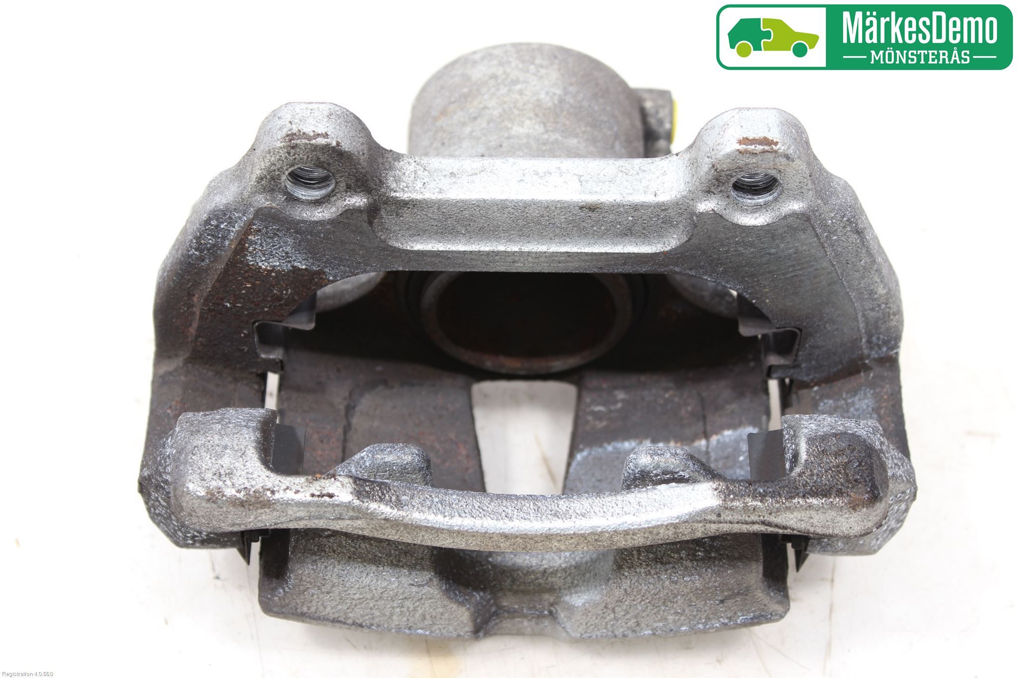 Fiat TIPO/CROSS 16- Bromsok Fram Höger